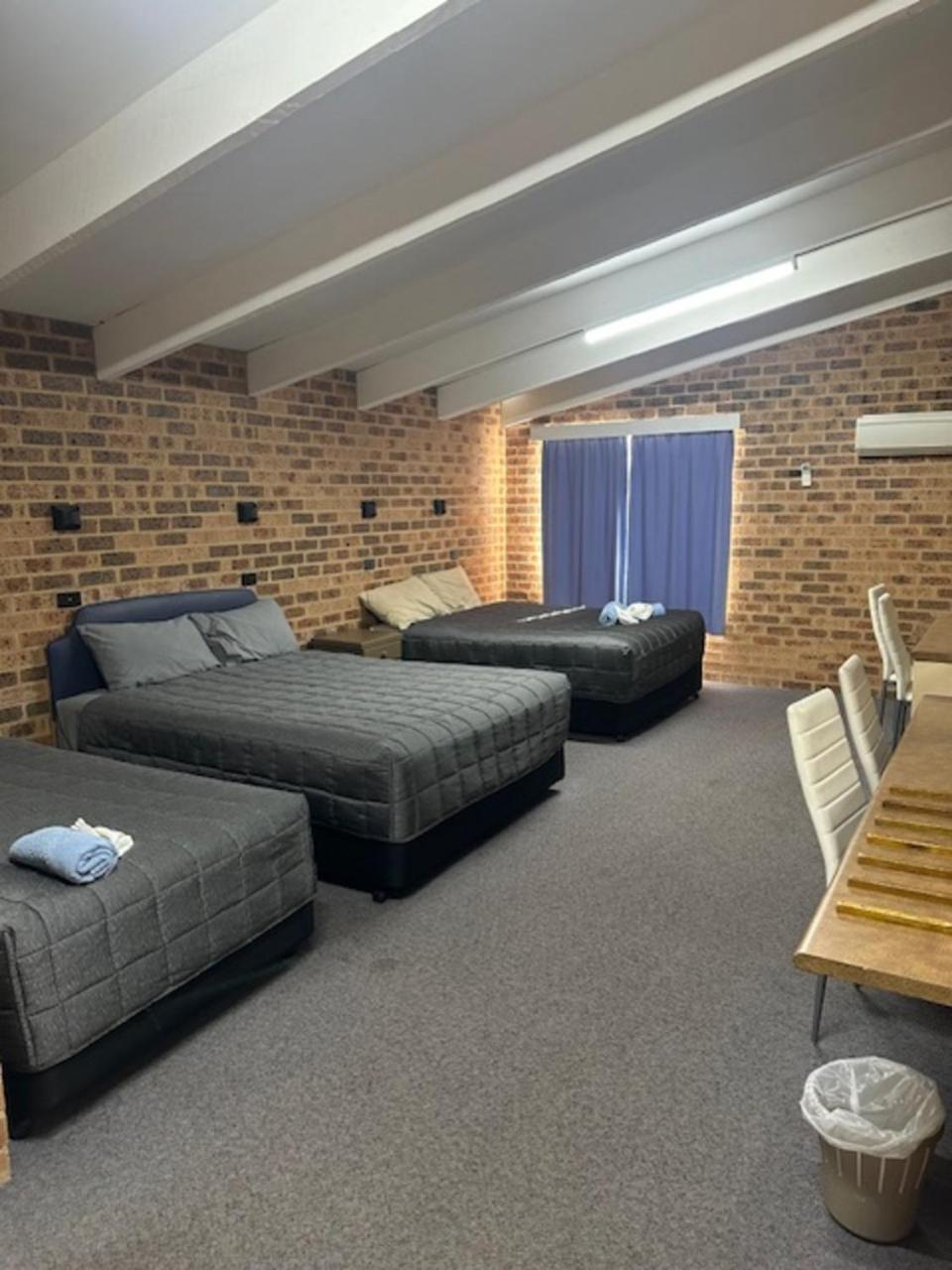 Deluxe Family Room photo 3