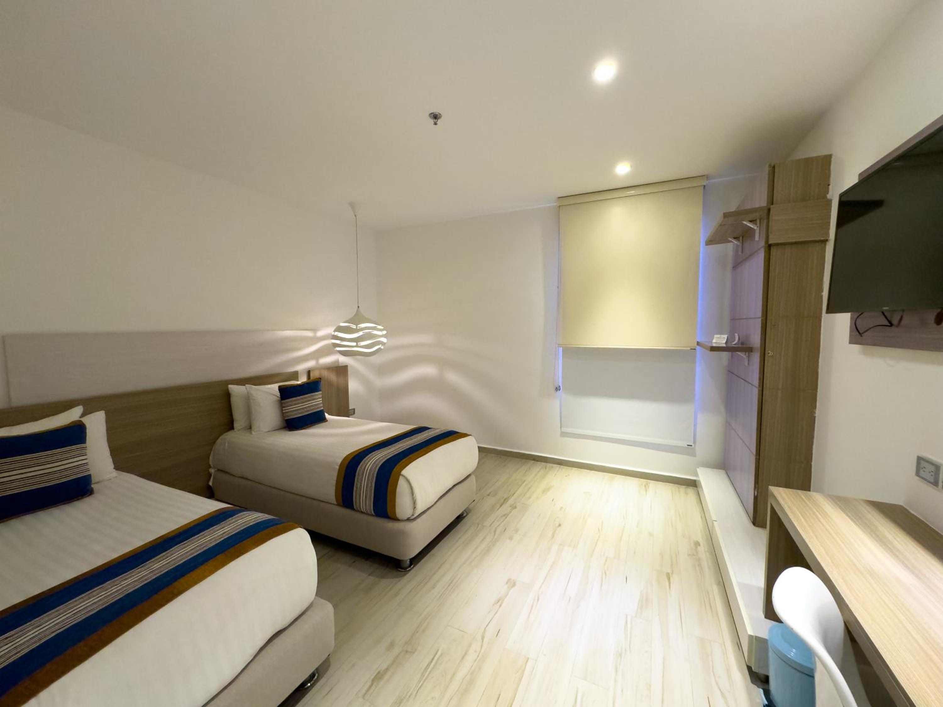 Superior Twin Room photo 3
