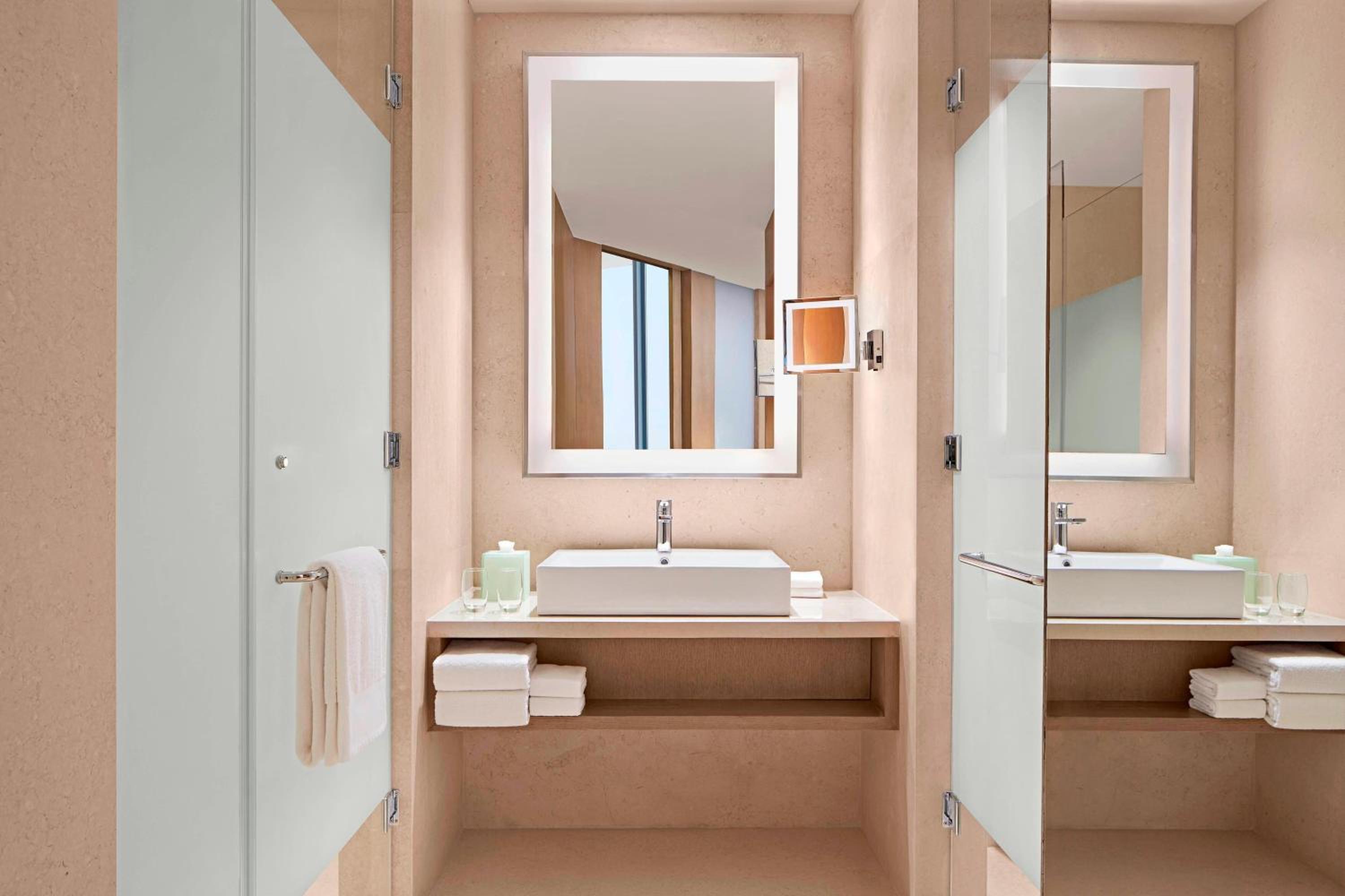 Deluxe Suite with 20% F&B Discount, Happy Hours (1 + 1 IMFL - 4 pm to 8 pm at 31/32) & 2 Way Airport Transfers