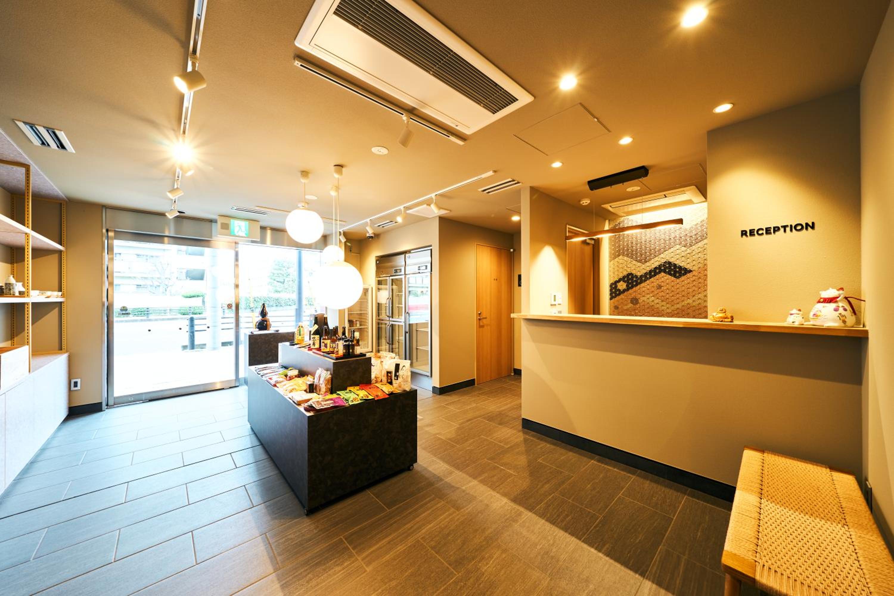 Standard Twin Room - Photo 17