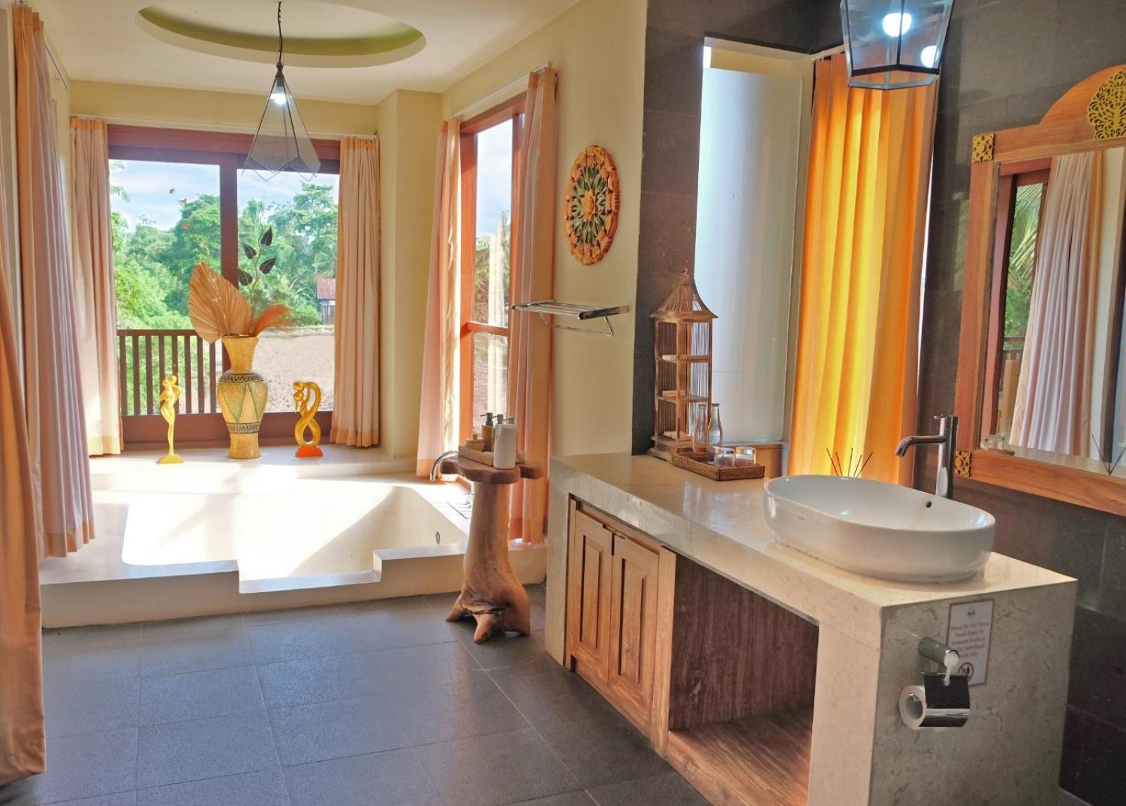 Suite with Free Daily Afternoon Tea photo 3