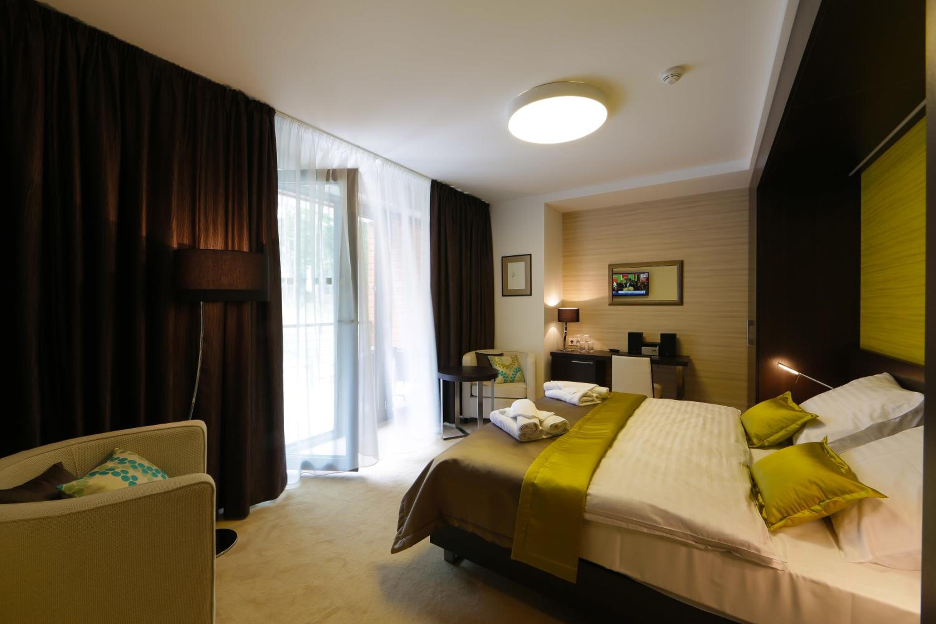 Standard Double Room photo 3