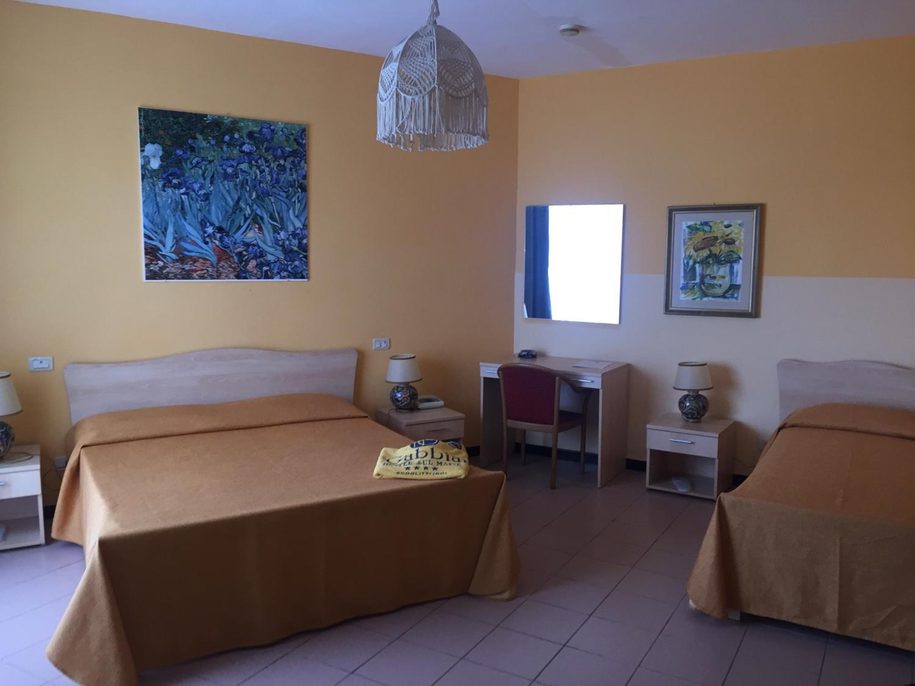 Triple Room