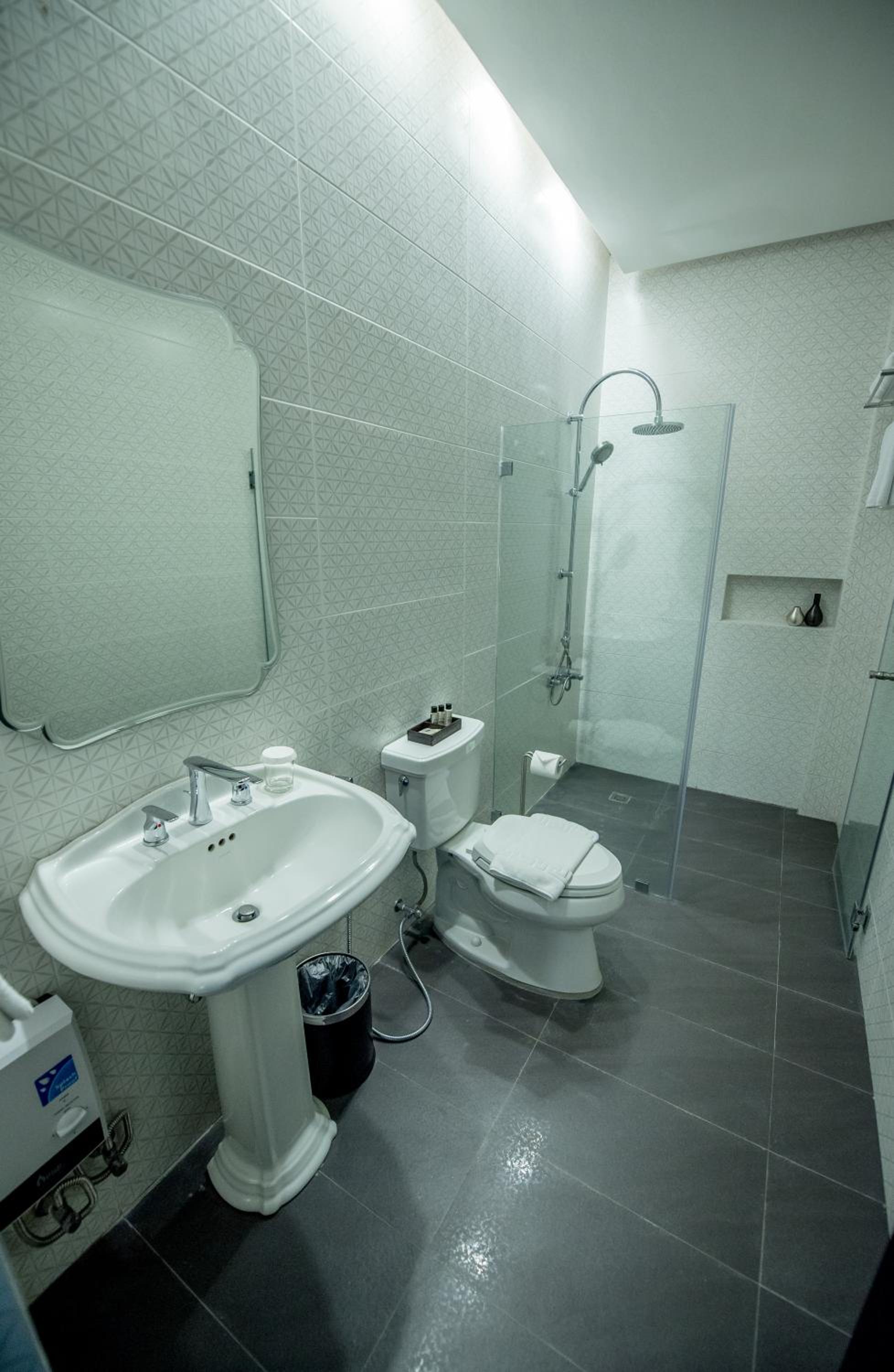 Suite with City View photo 3