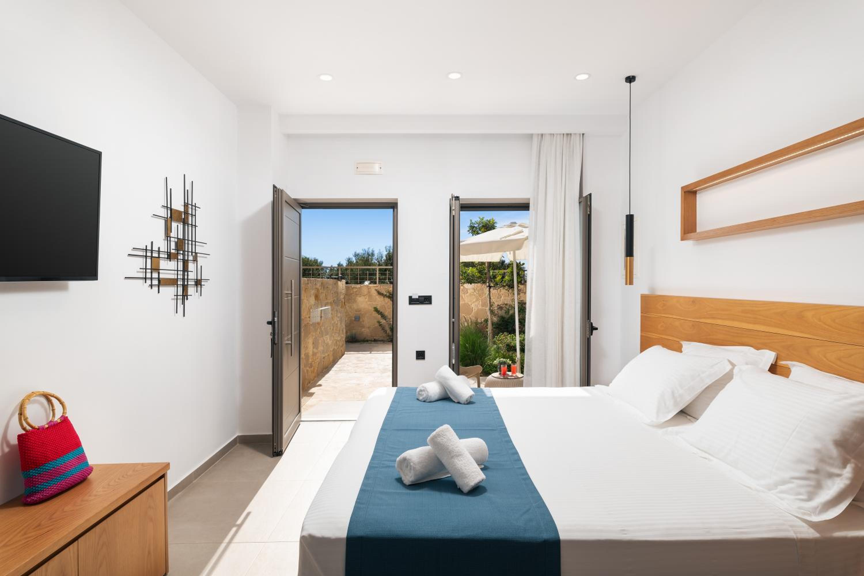 Standard Double or Twin Room with Street View