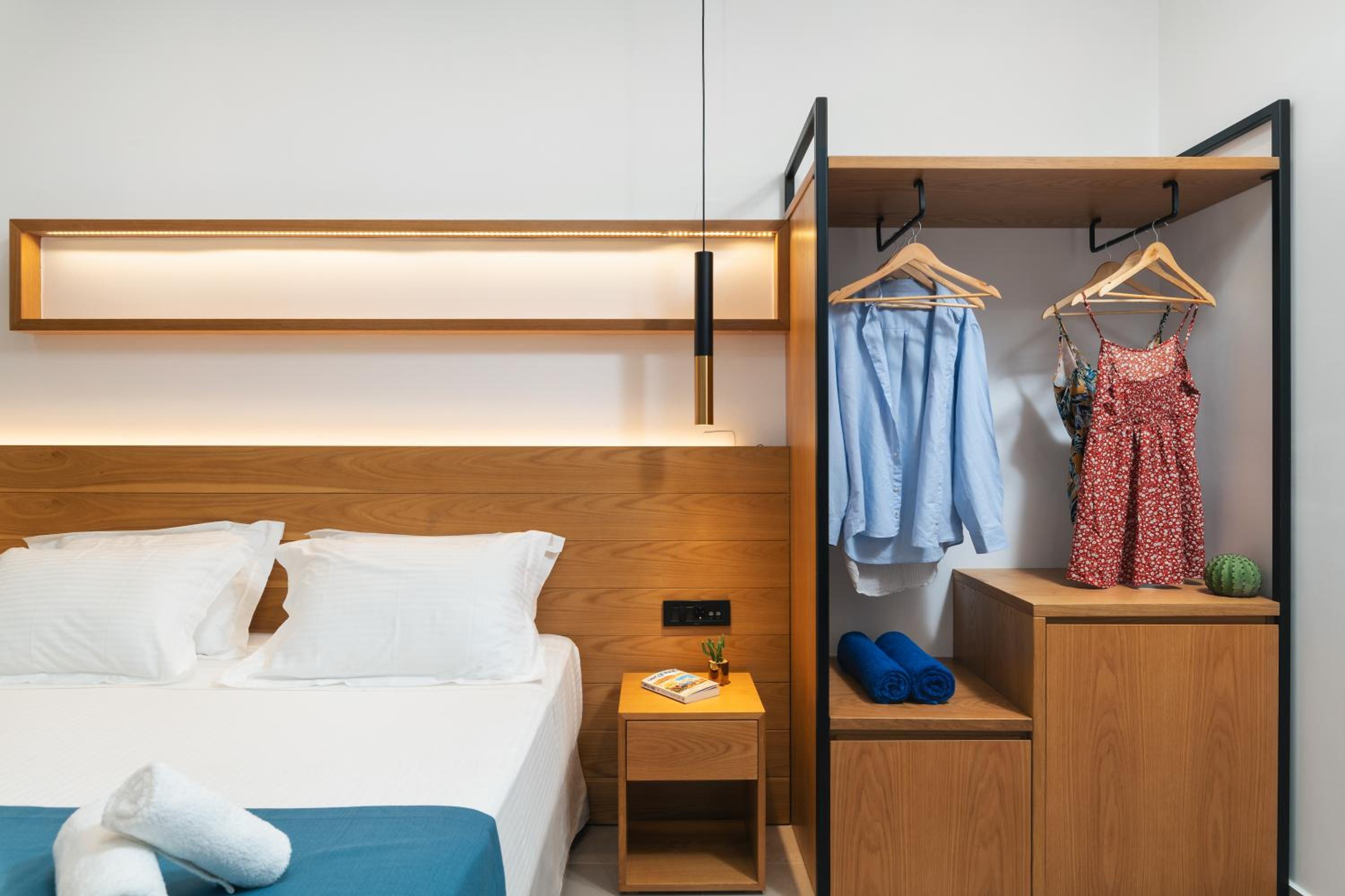 Standard Double or Twin Room with Street View photo 2