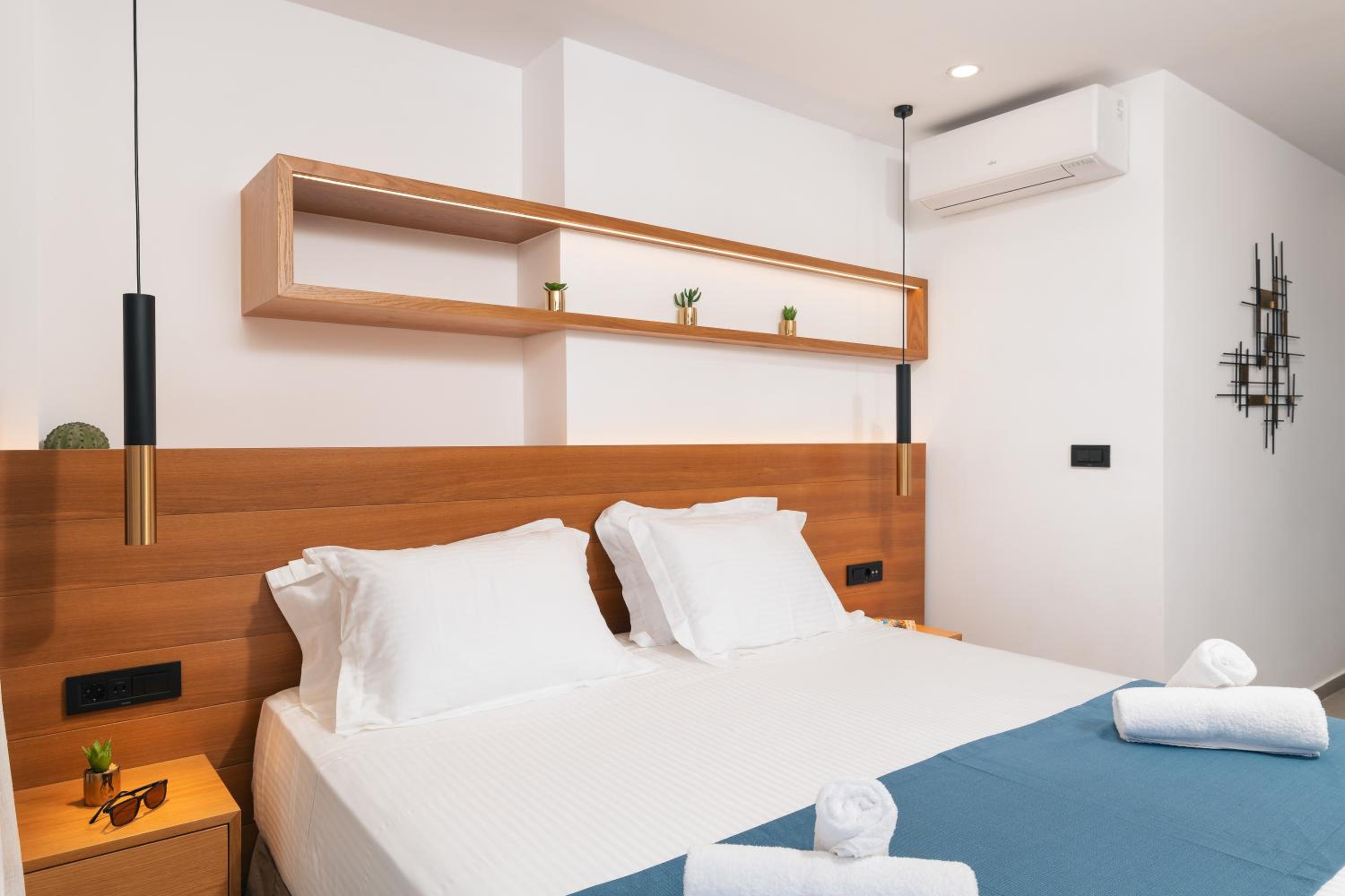 High Floor Double or Twin Room with Sea View  photo 2