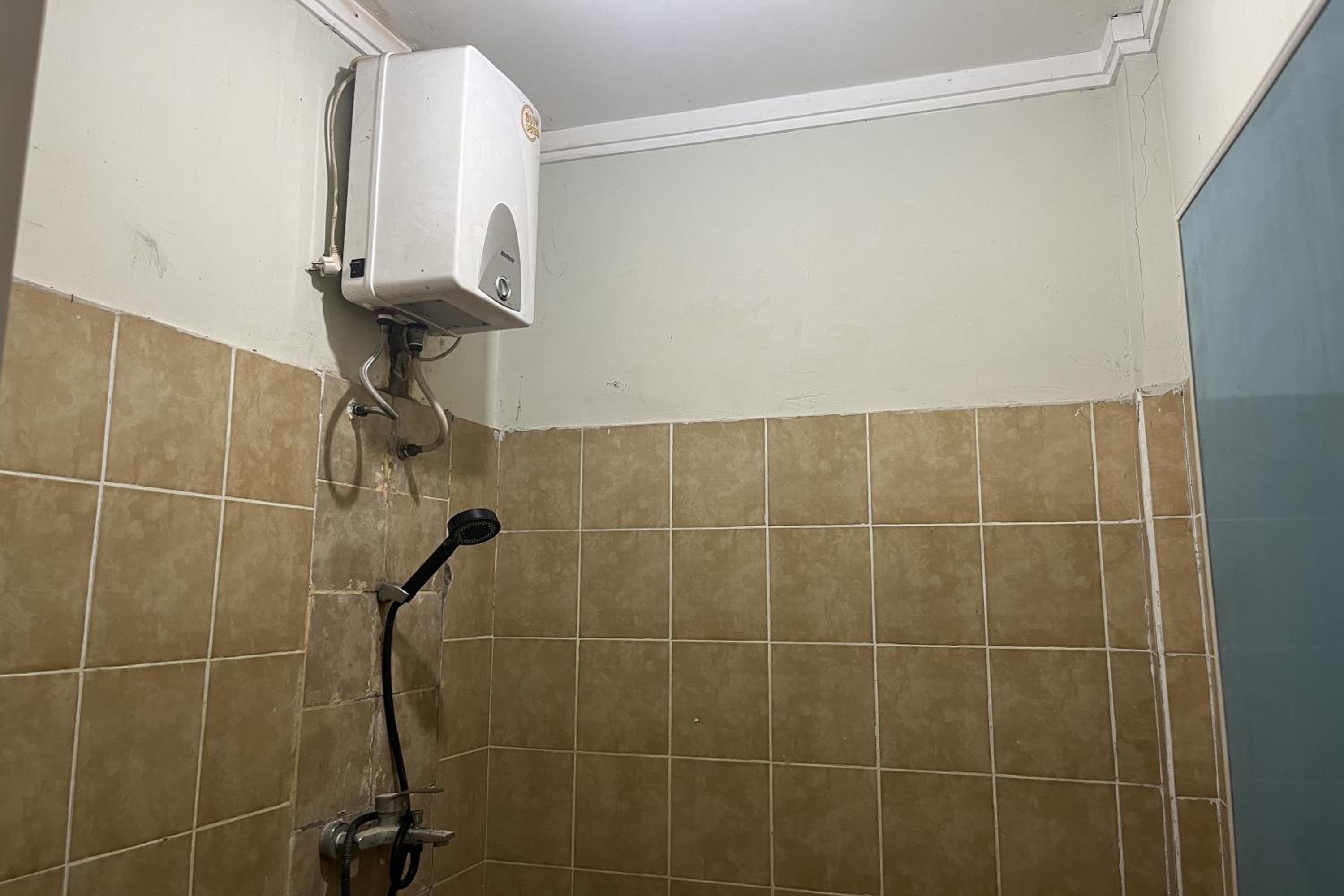 Standard Double Room - Photo 8
