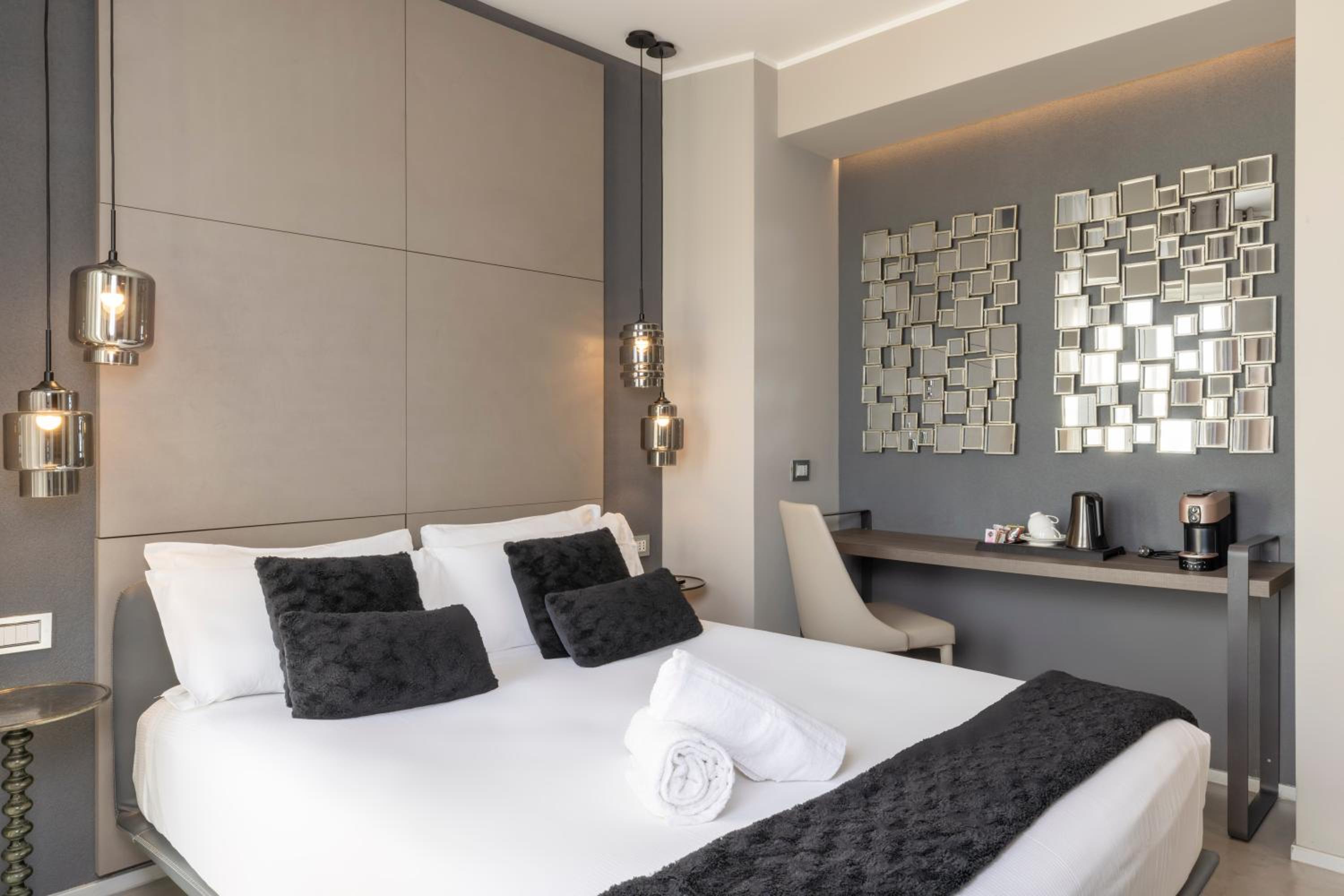 Double Room - Photo 4