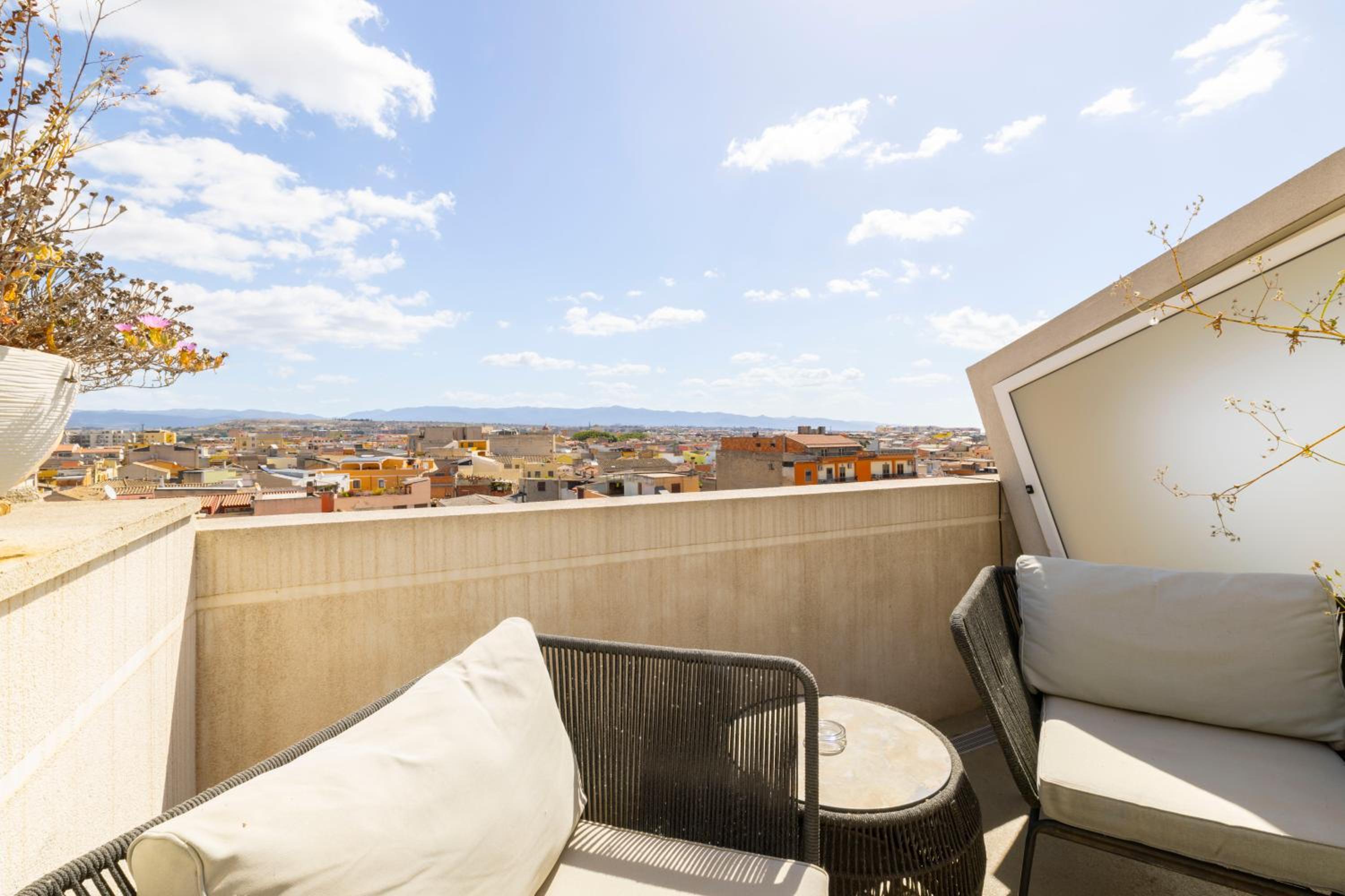 Double Room with Terrace - Photo 2