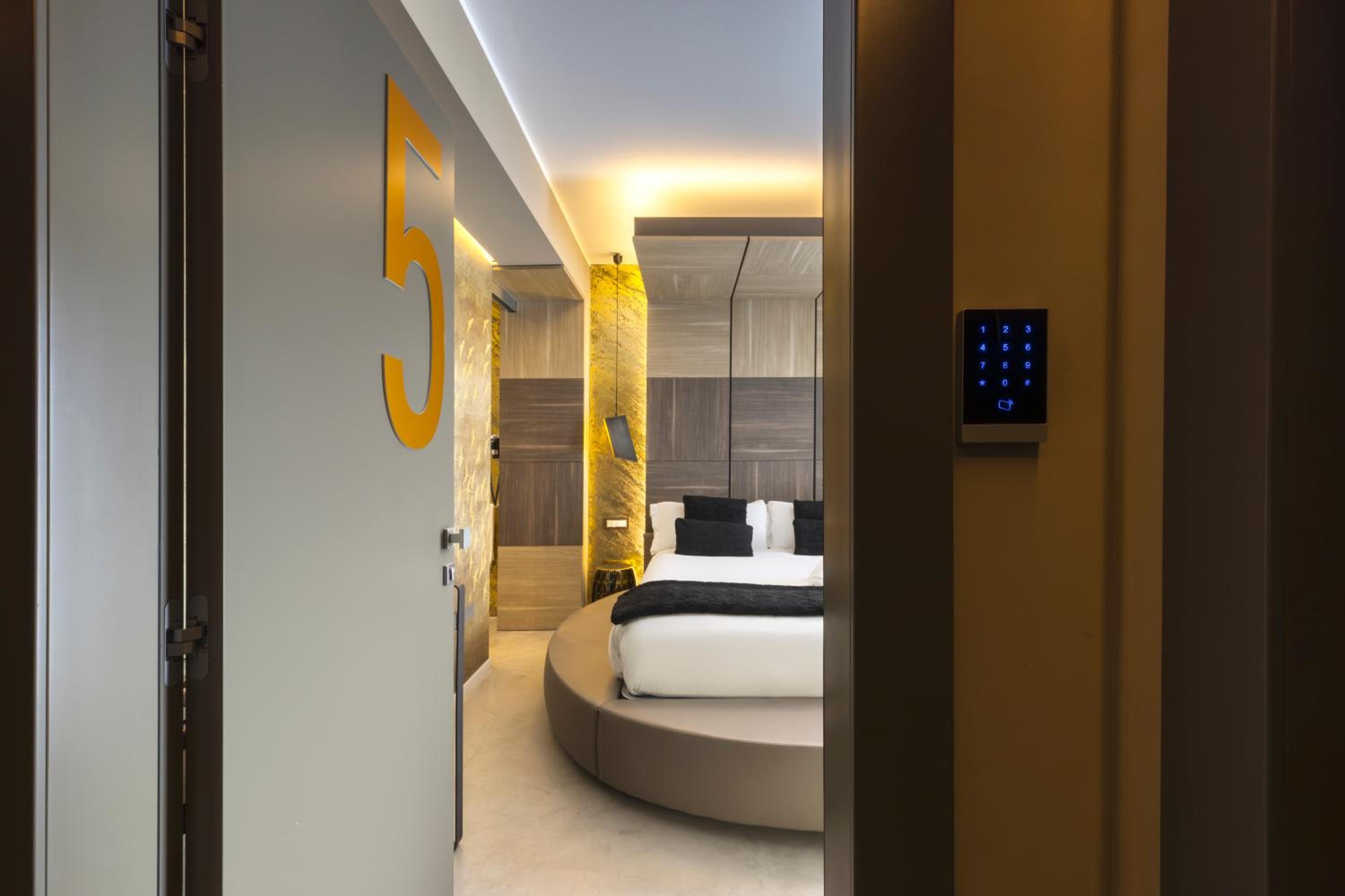 Double Room with Terrace - Photo 14