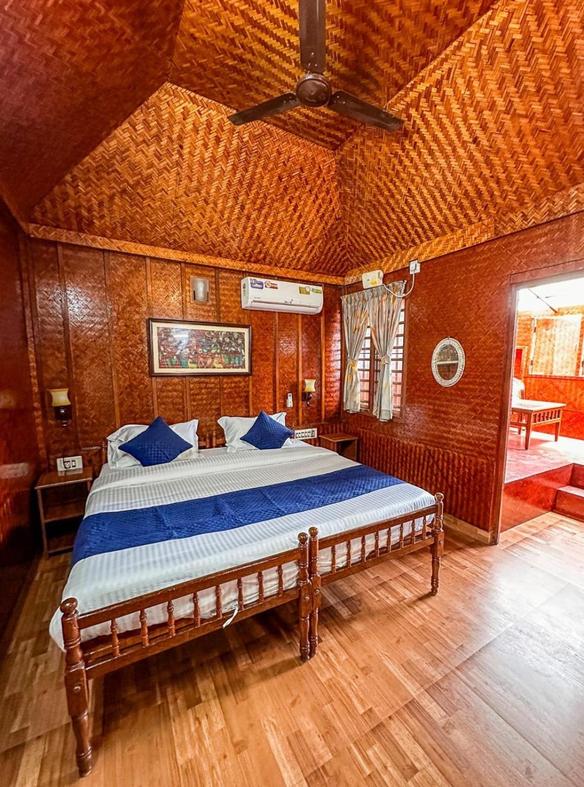 Standard Bamboo Hut photo 1