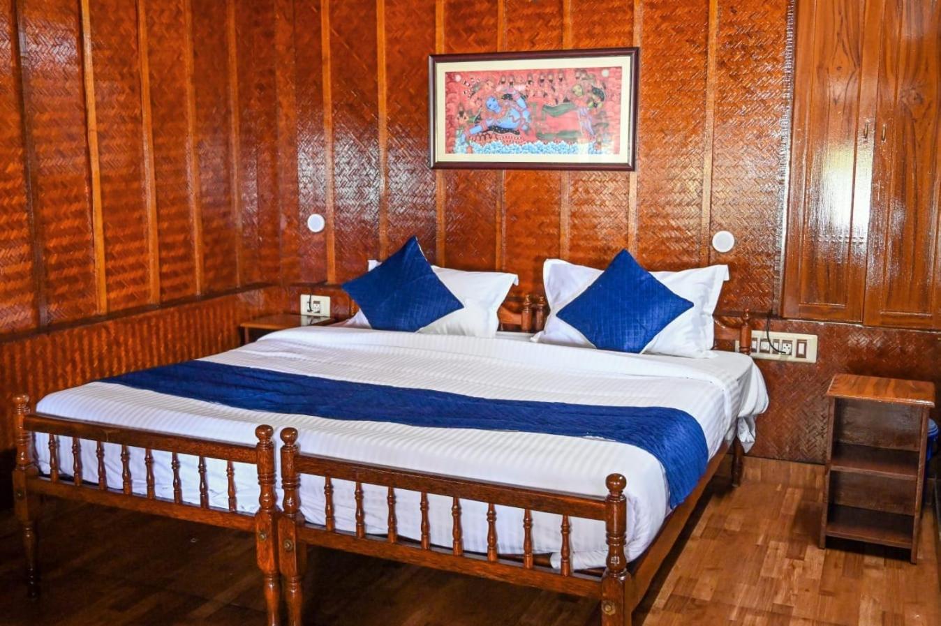 Bamboo Hut photo 1