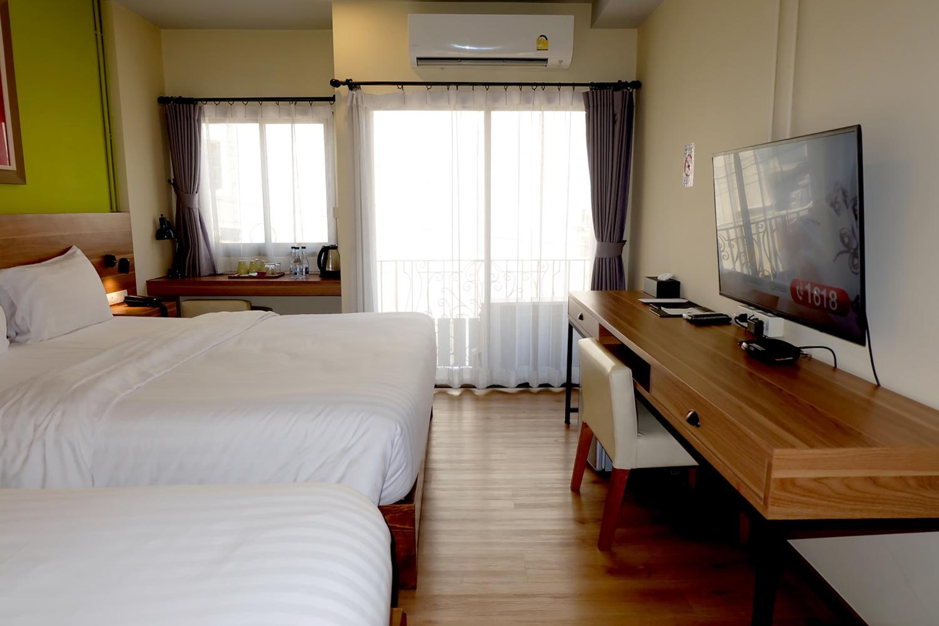 Deluxe Triple Room photo 2