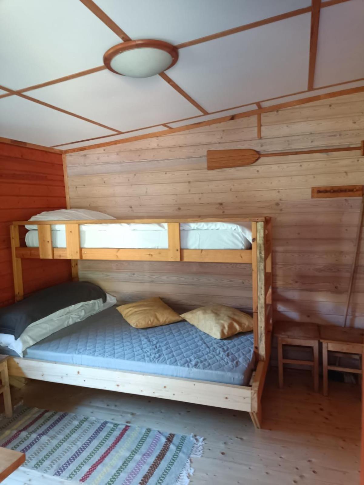 One-Bedroom House photo 1