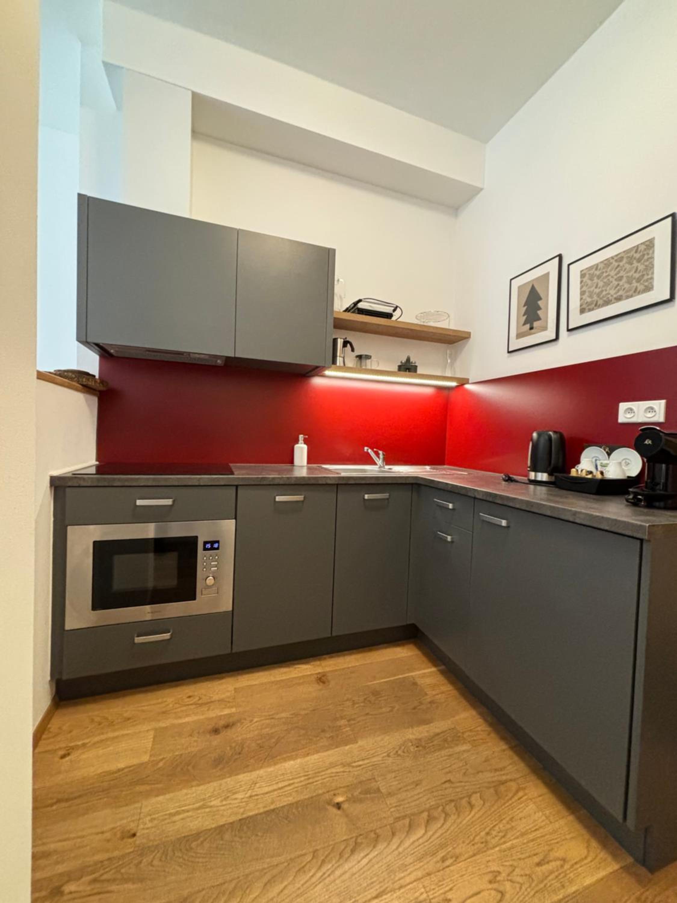 Studio Apartment - No Parking