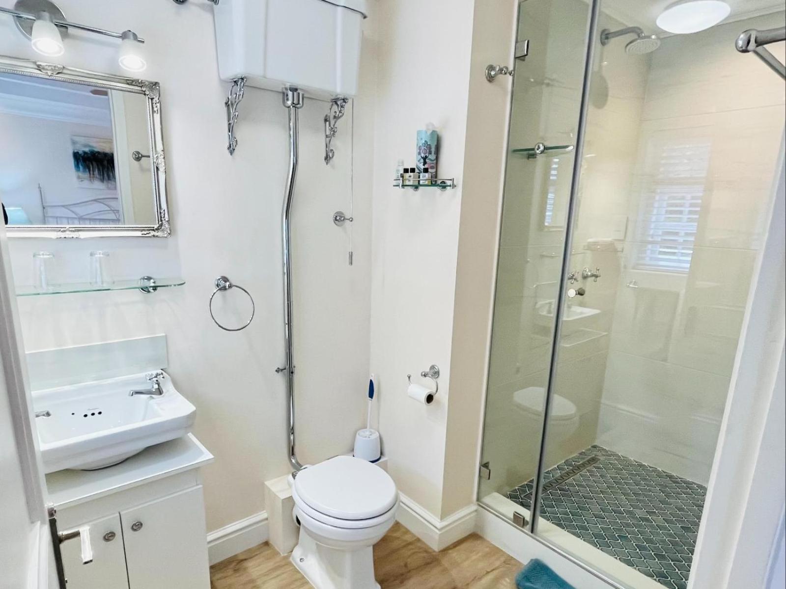 Comfort Queen Room photo 3