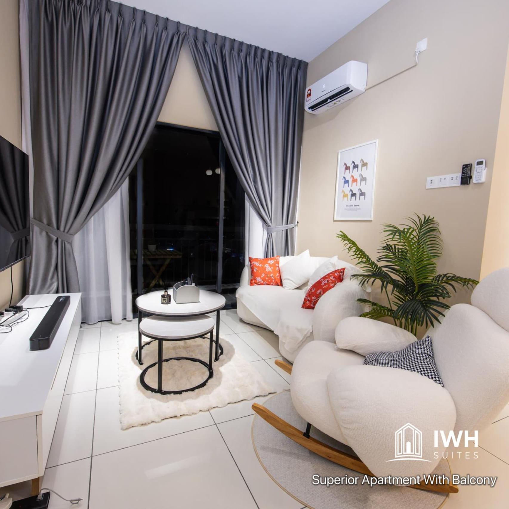 Superior Apartment with Balcony - Photo 2