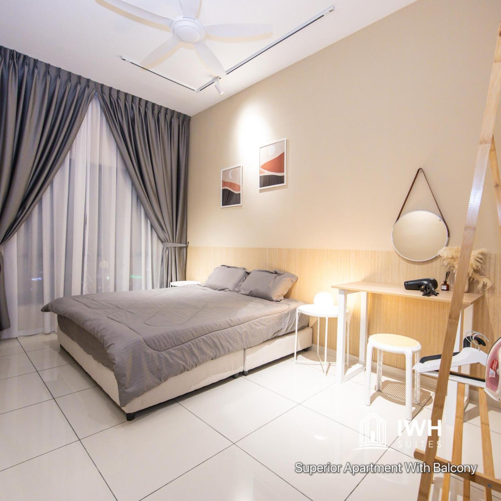 Superior Apartment with Balcony - Photo 11