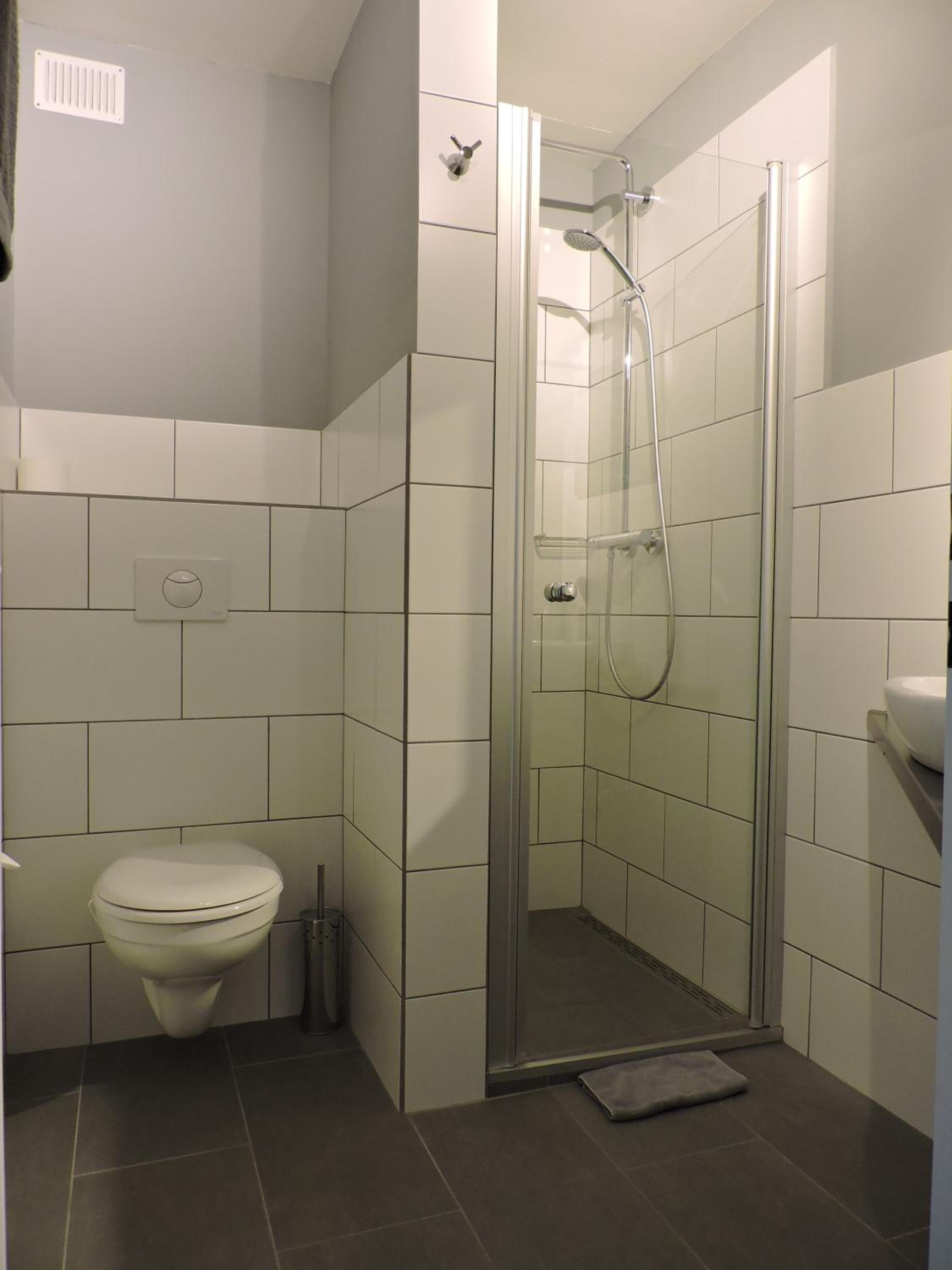 Double Room - Photo 8
