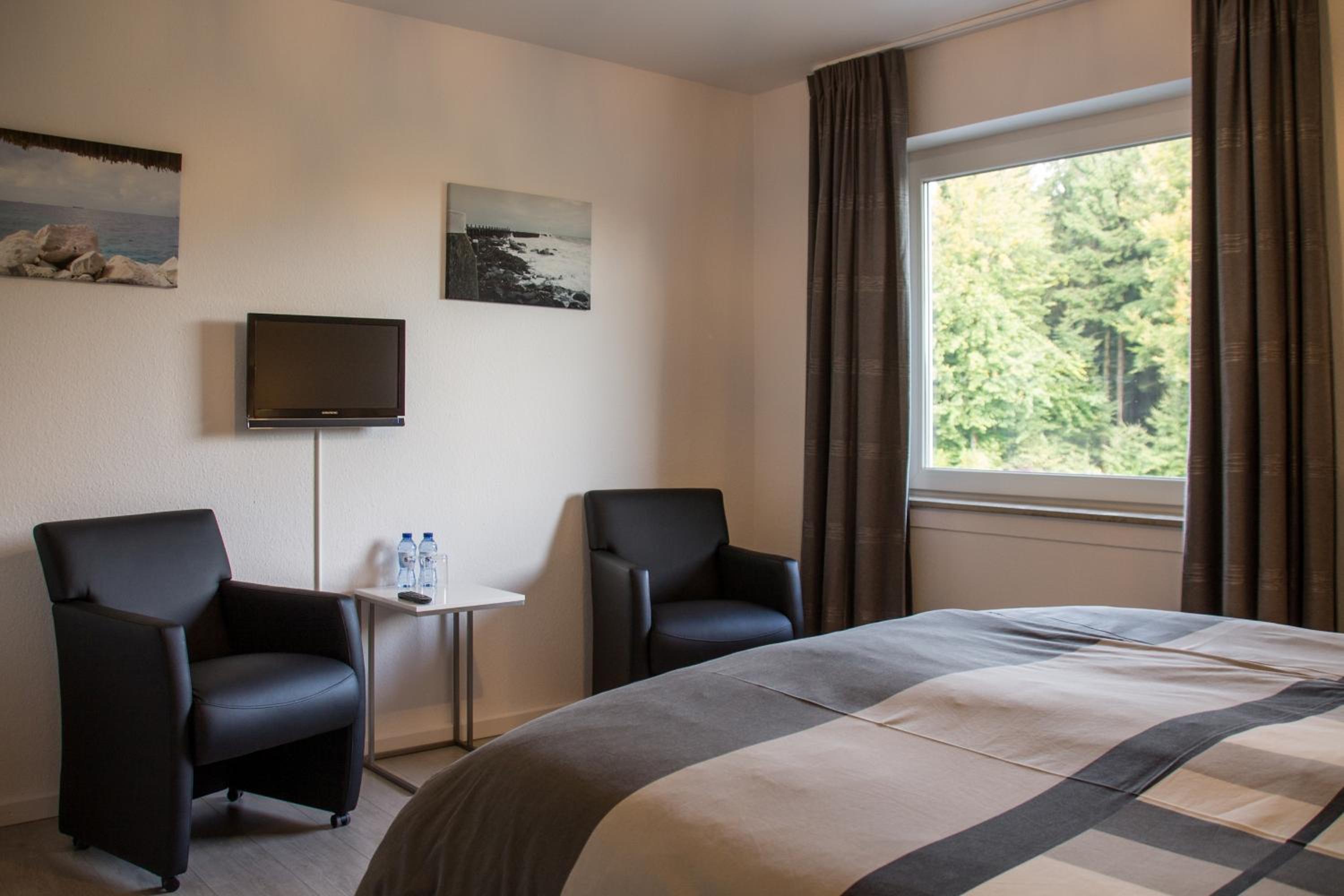 Double Room - Photo 2