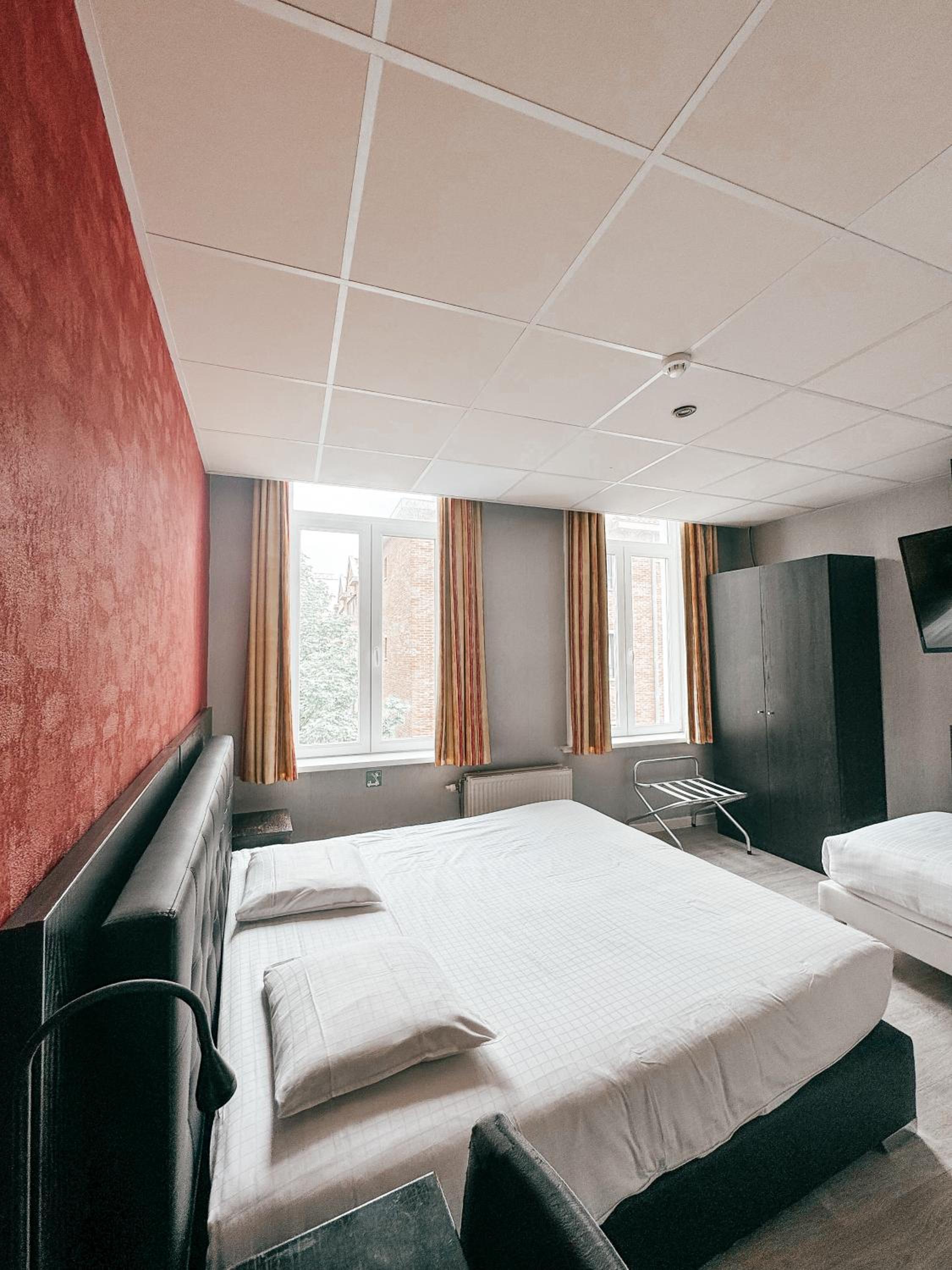 Standard Triple Room - Photo 3