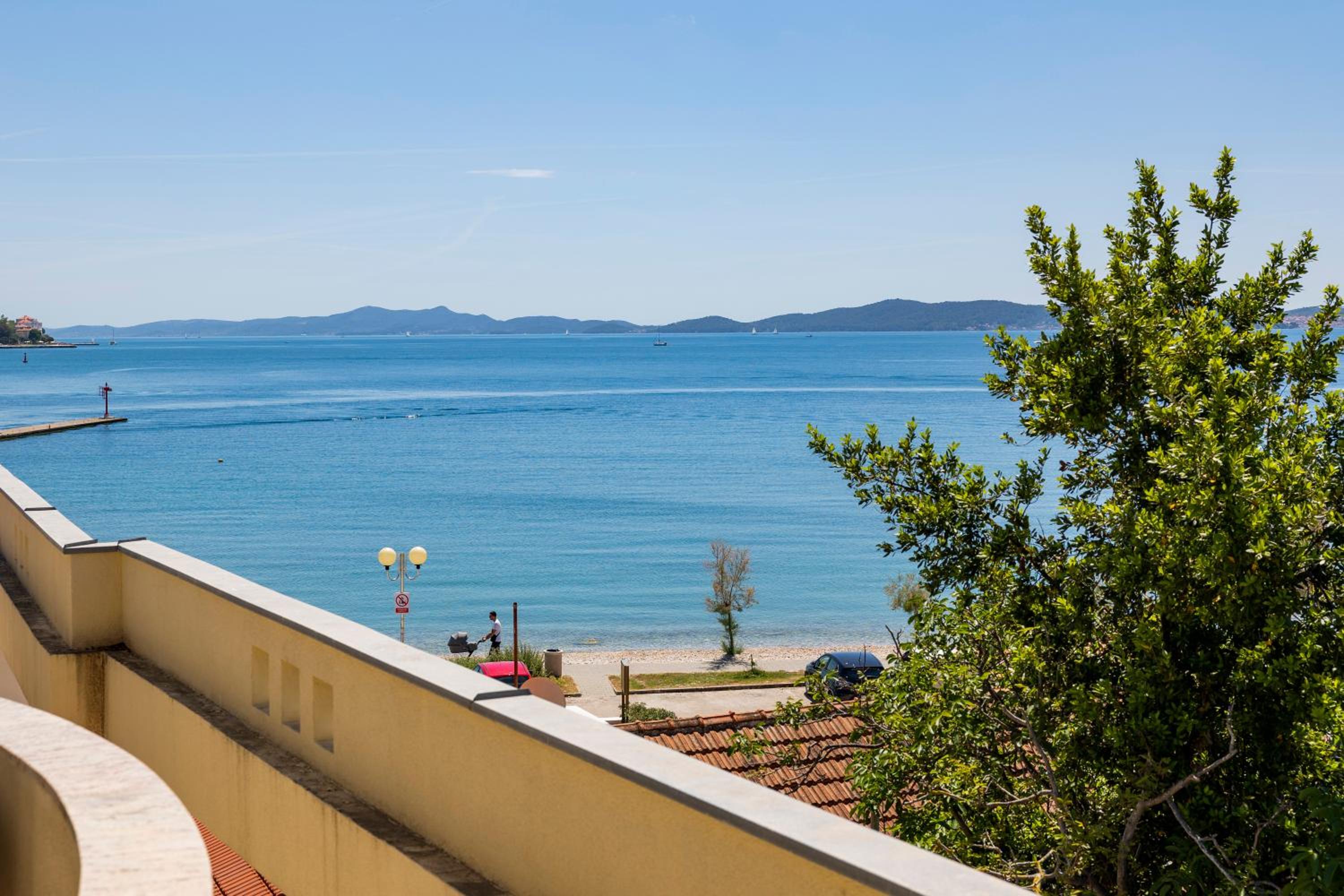 Double Room with Balcony - Sea Side photo 2