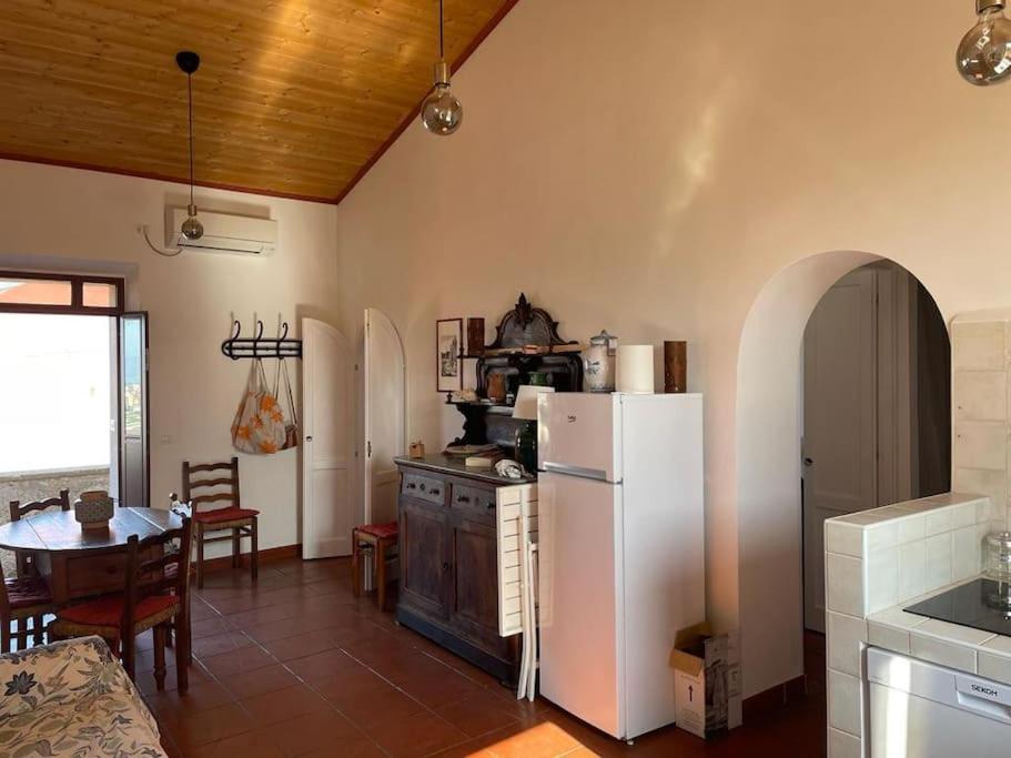 Three-Bedroom House photo 3