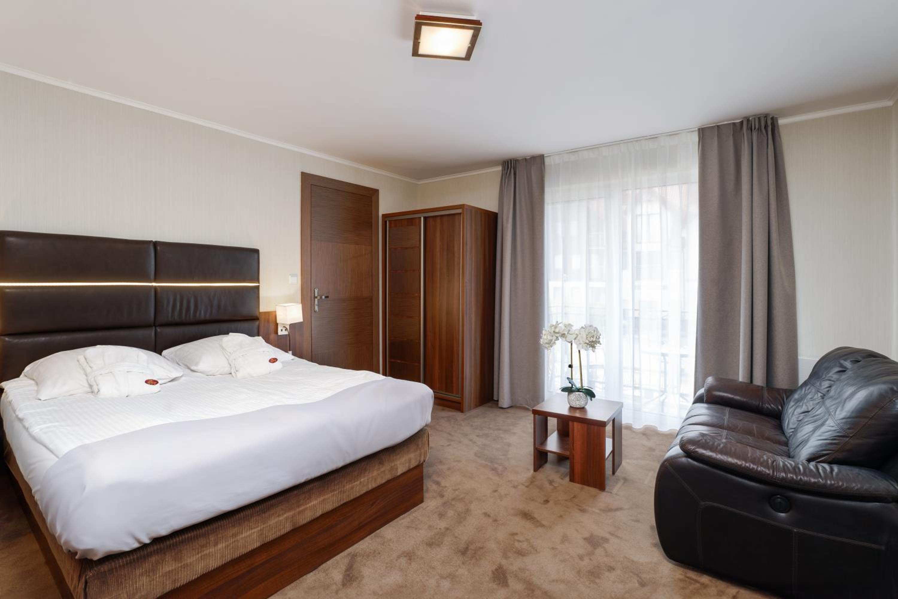 Superior Suite With Balcony photo 1