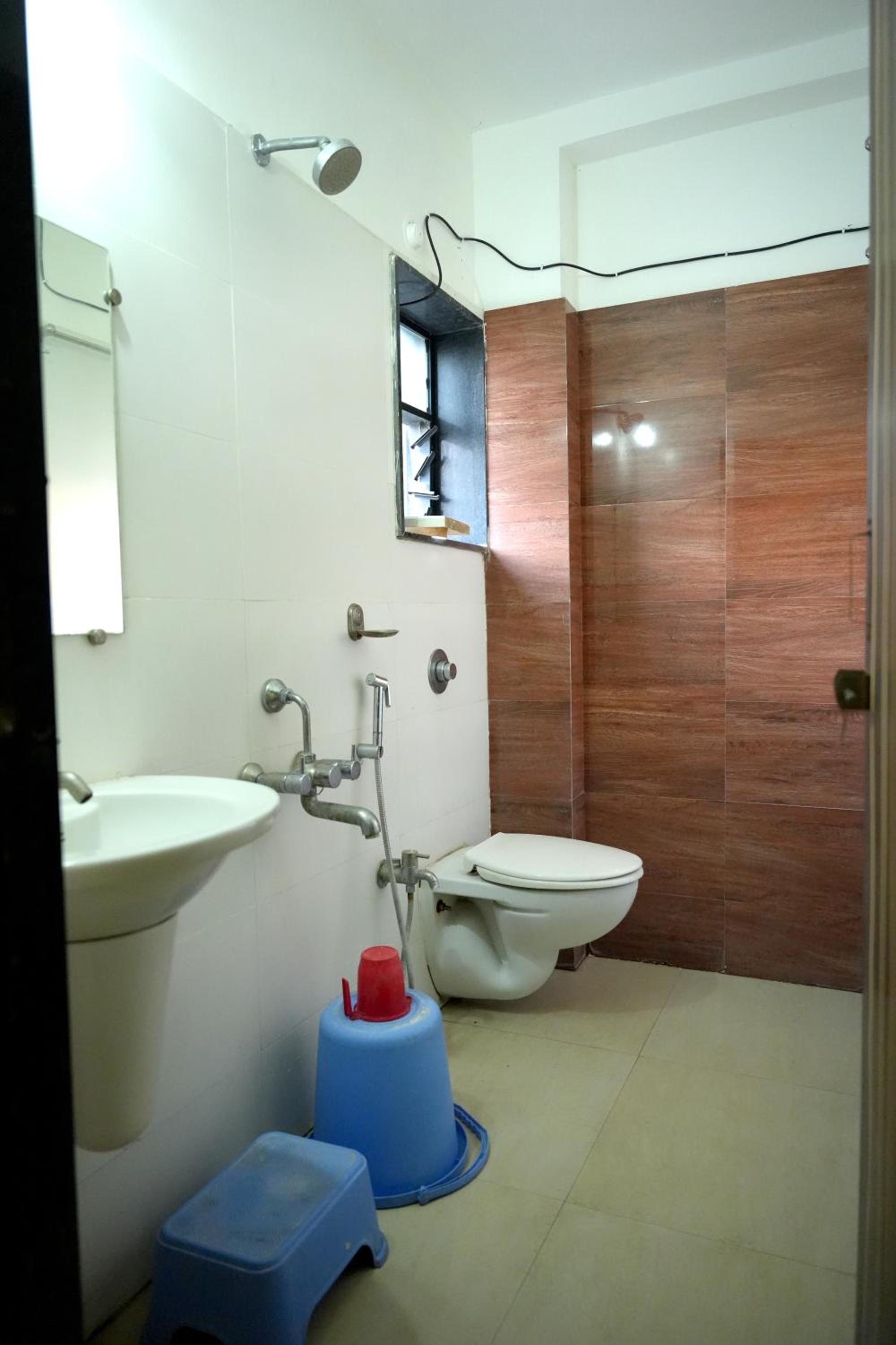 Standard Double Room With Fan photo 3