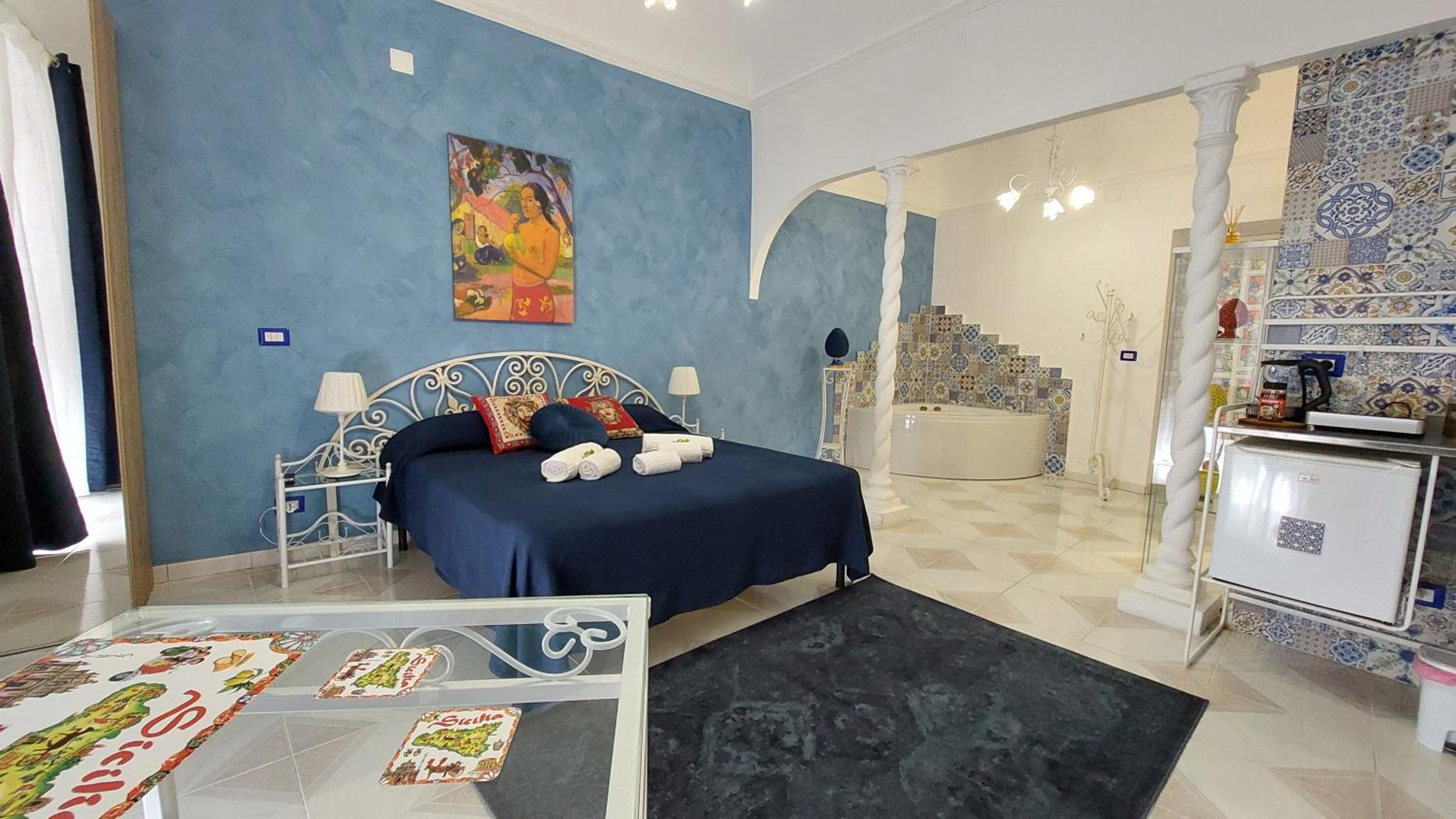 Studio with Spa Bath