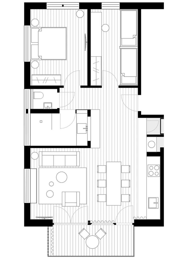 Two-Bedroom Deluxe Apartment with Balcony