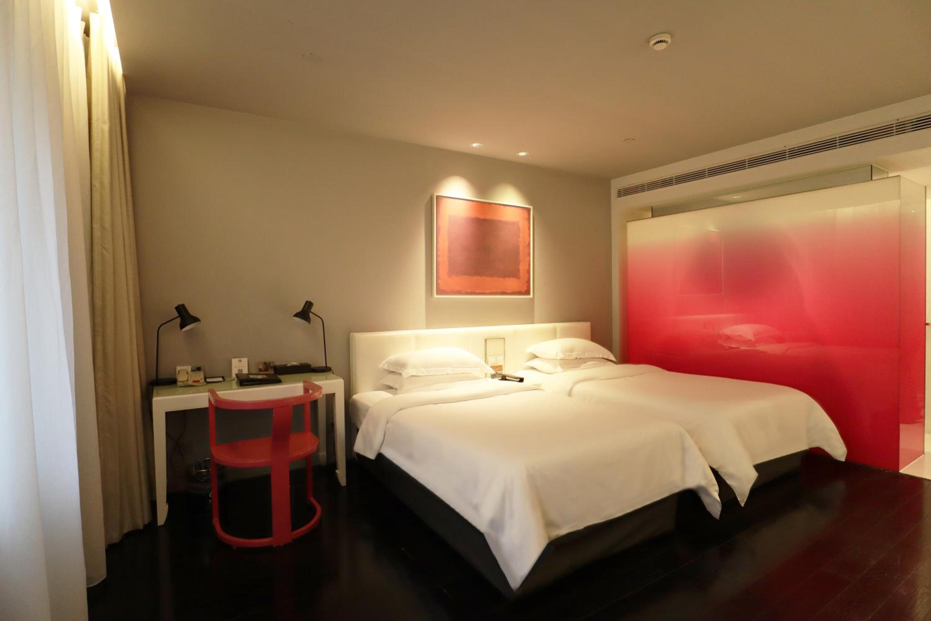 Ultra Sassy Twin Room photo 2