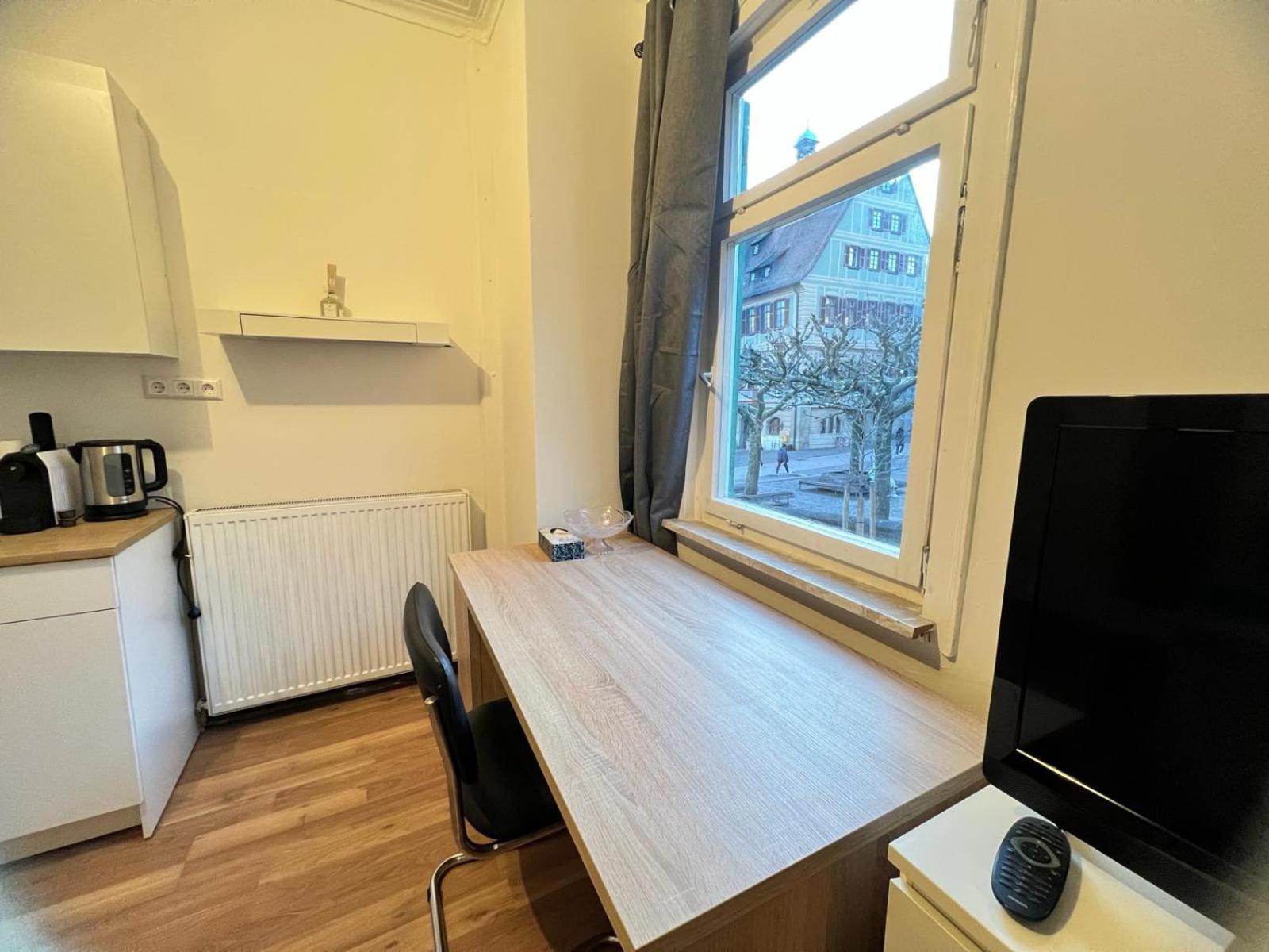 Single Room with Shared Shower and Toilet photo 1
