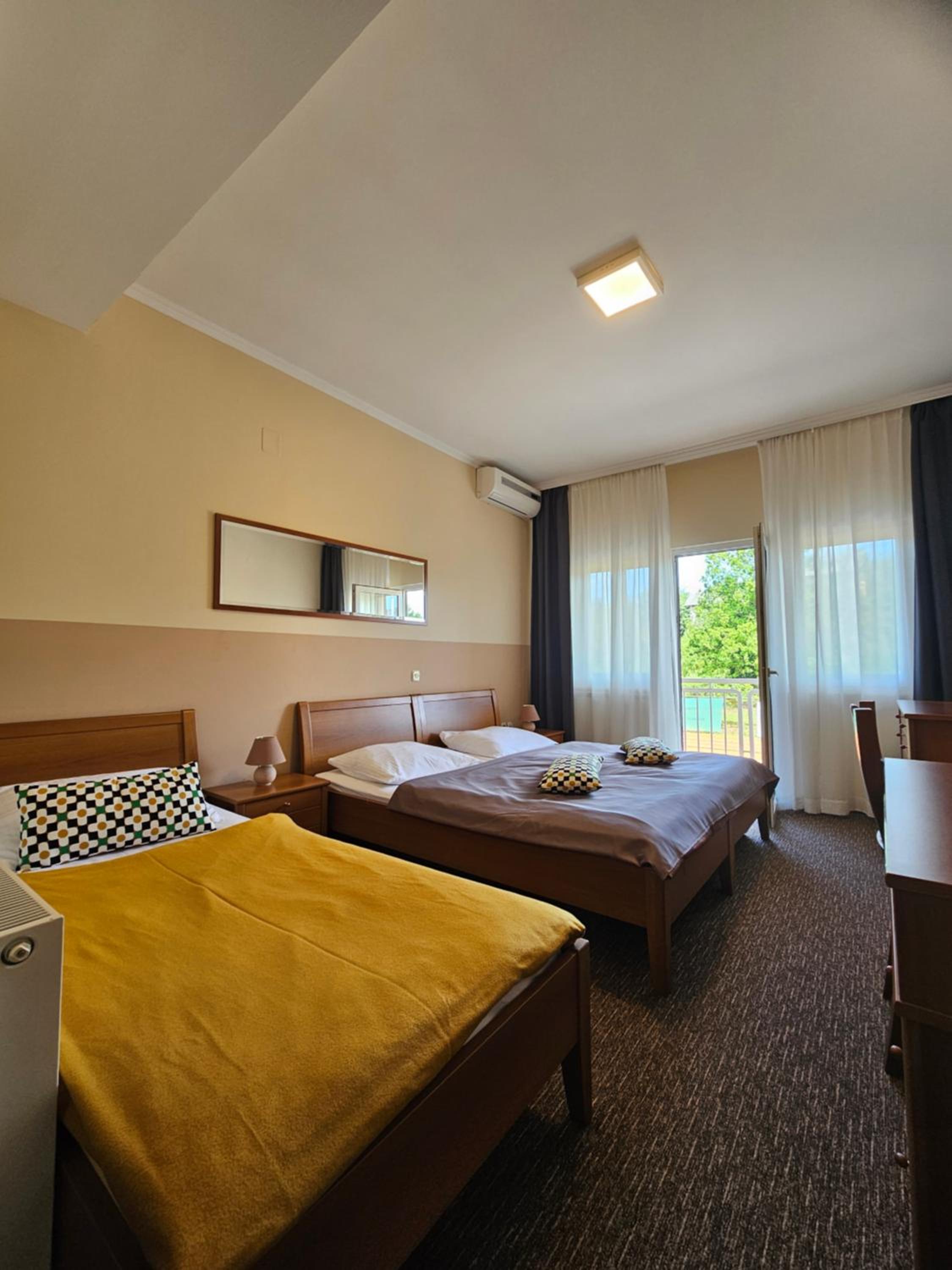 Triple Room - Photo 1