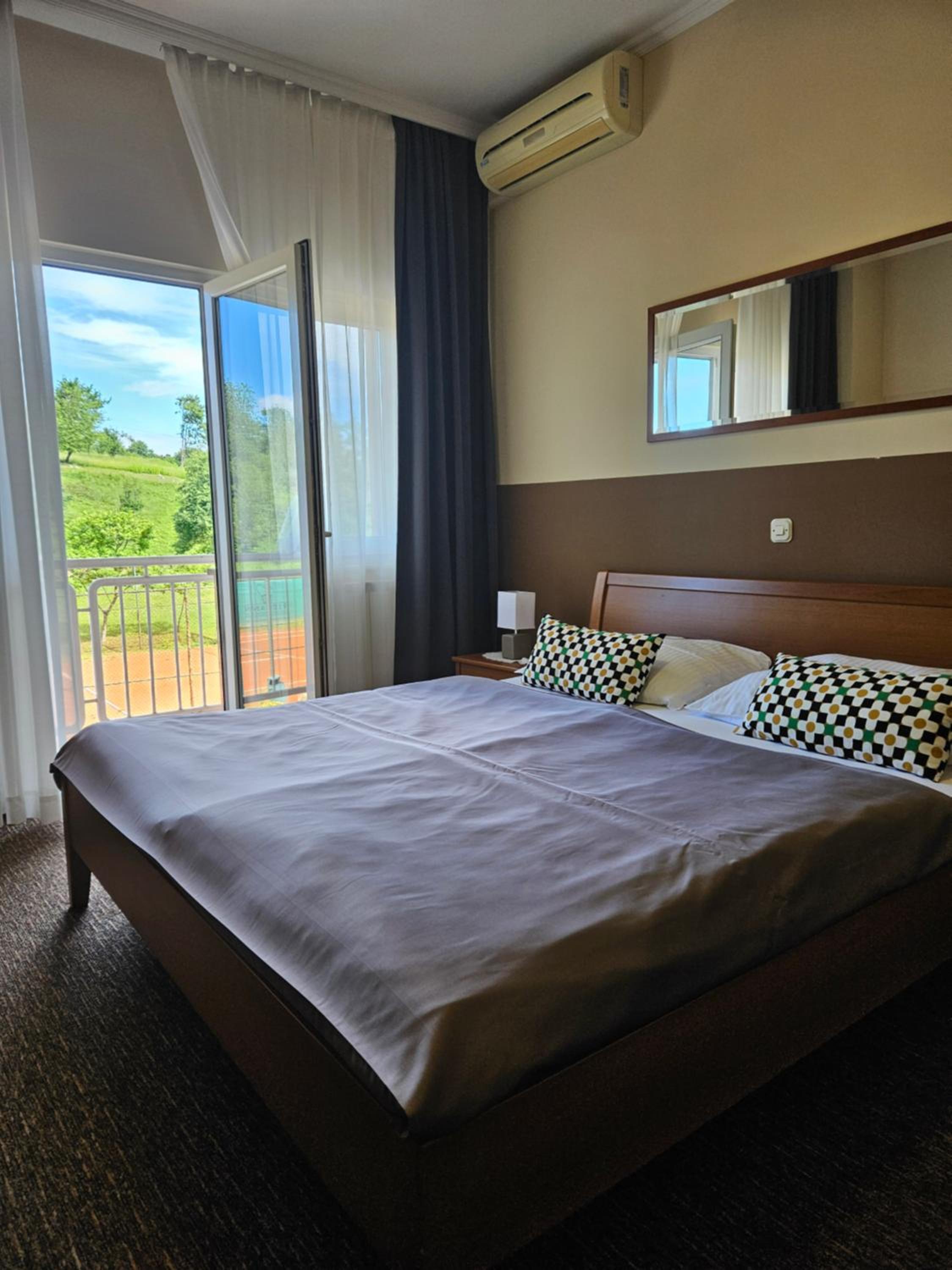 Double Room - Photo 1