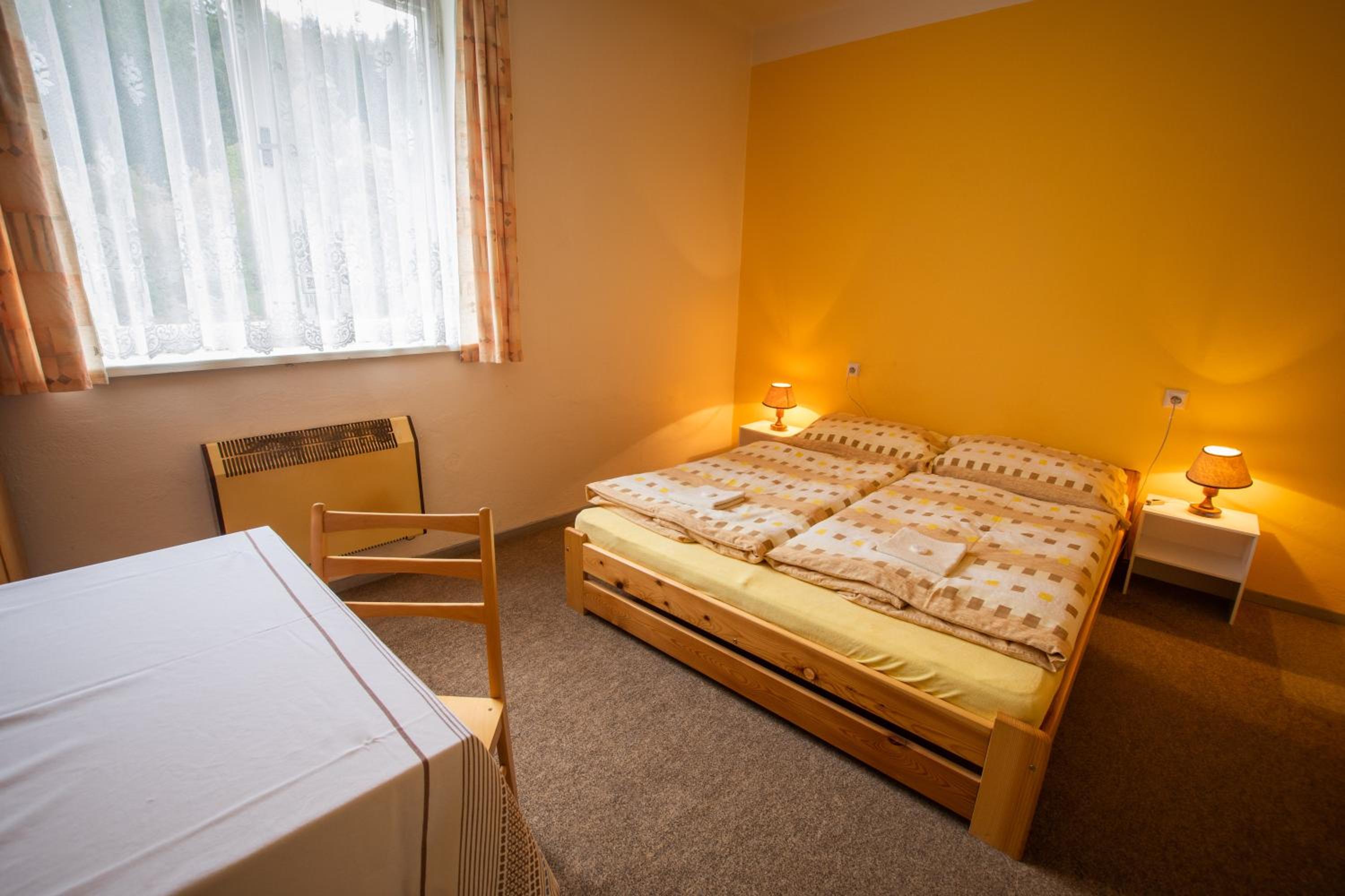 Economy Double Room photo 1
