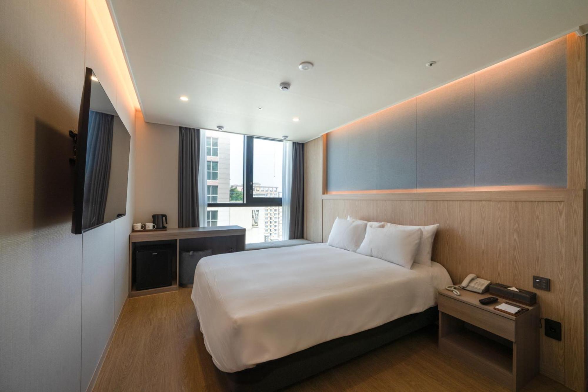 Standard Double Room - Photo 1