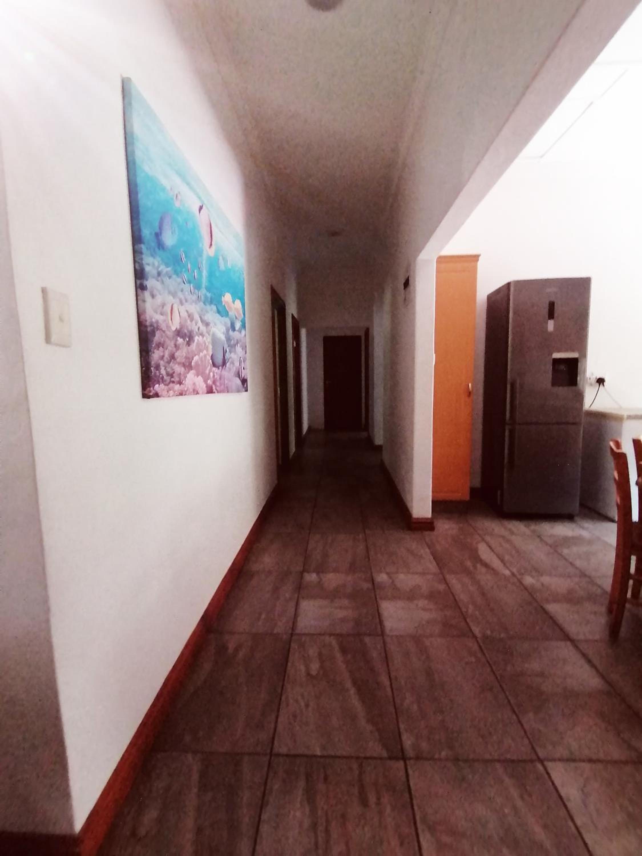 Deluxe Family Suite - Photo 15