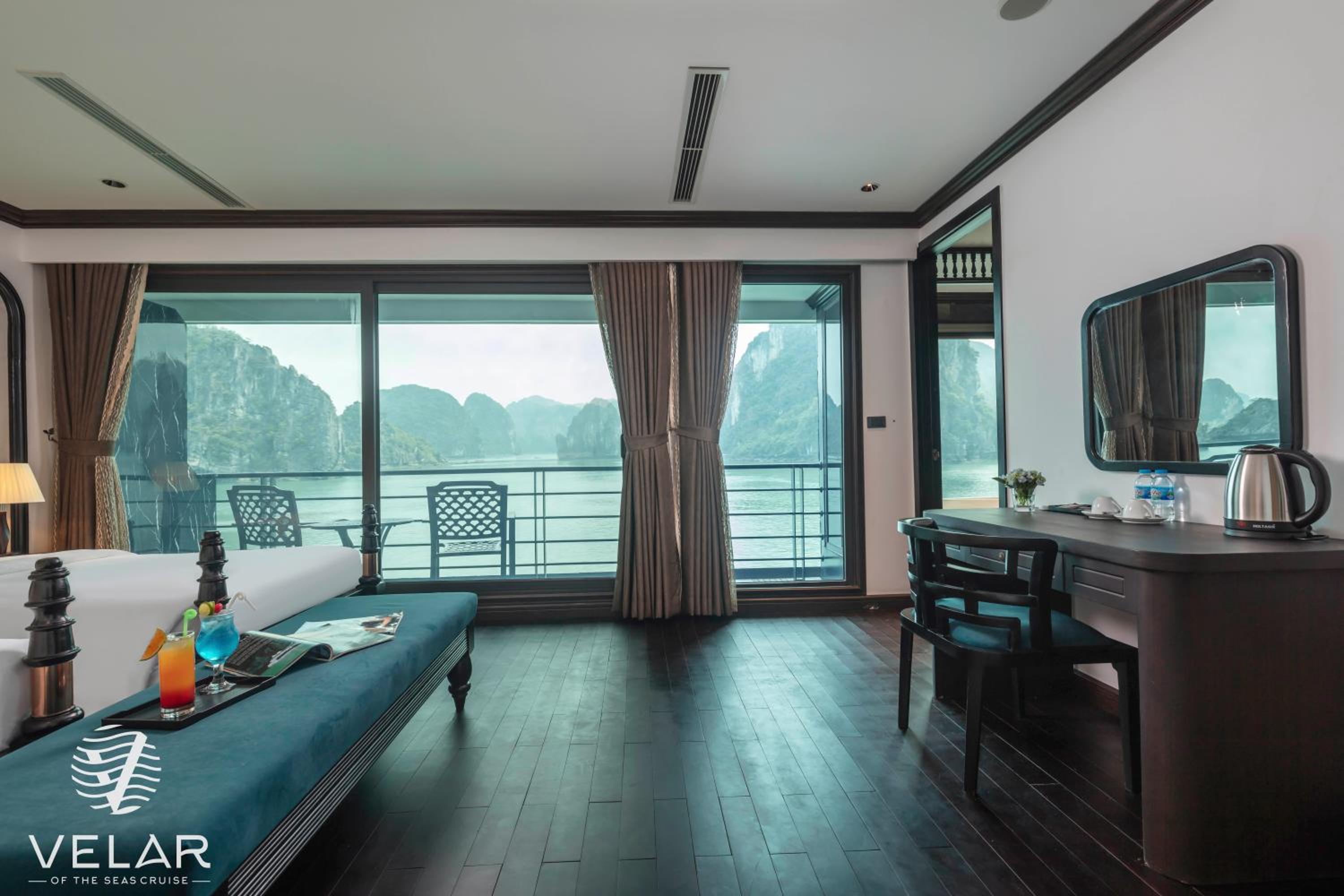 Velar Connecting Sụite with Private Balcony photo 1
