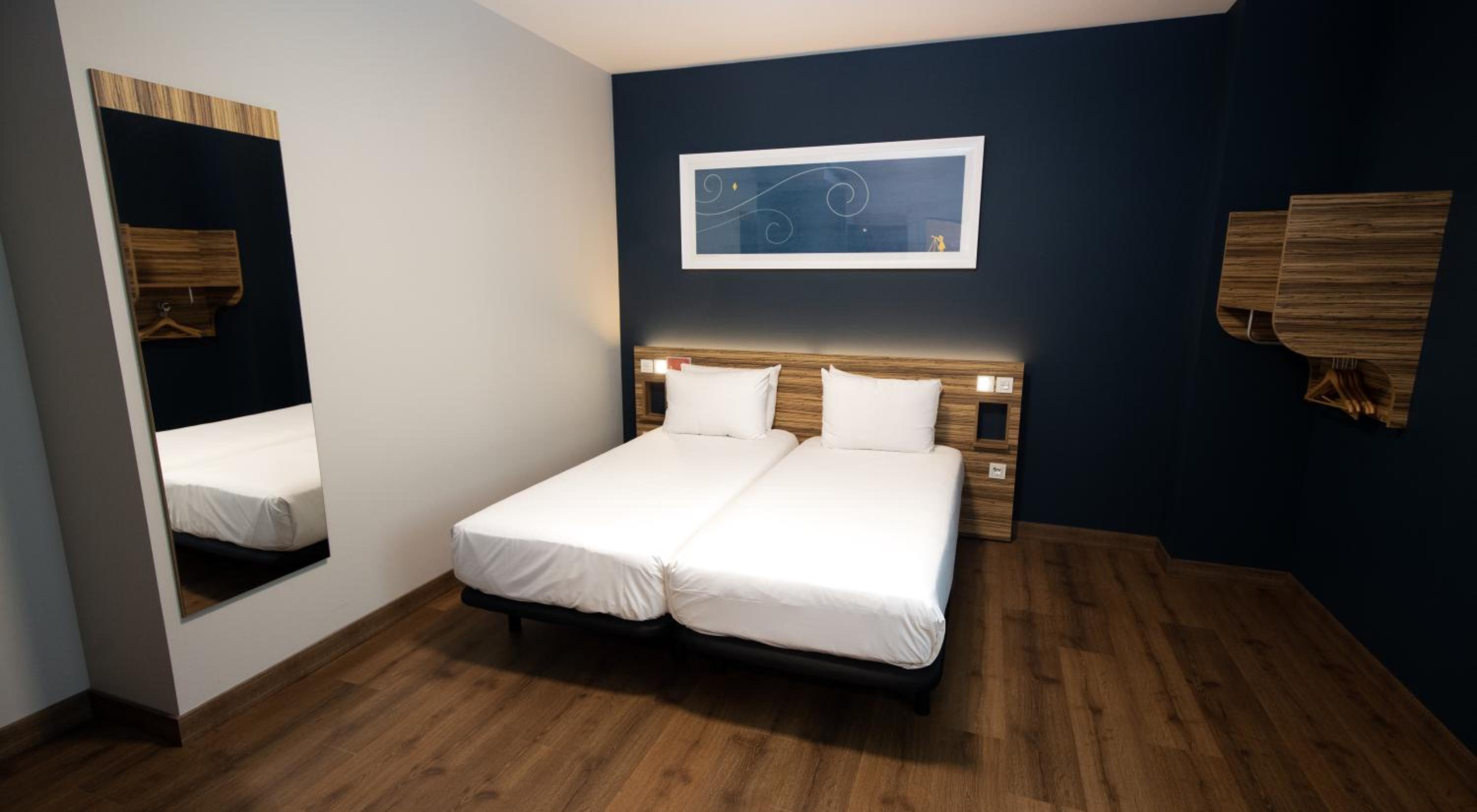 Double or Twin Room - Disability Access photo 3