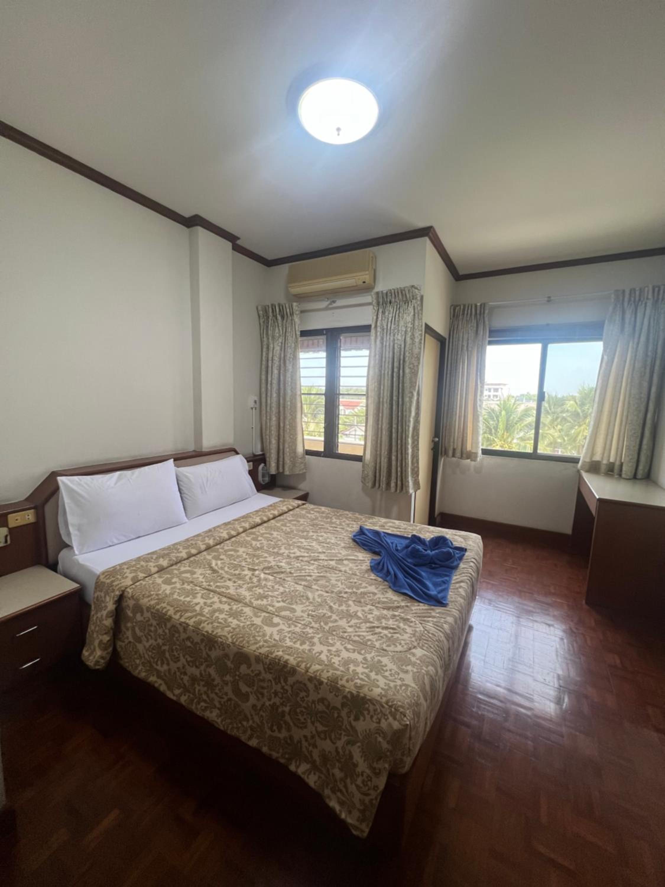 Two-Bedroom Apartment - Photo 32