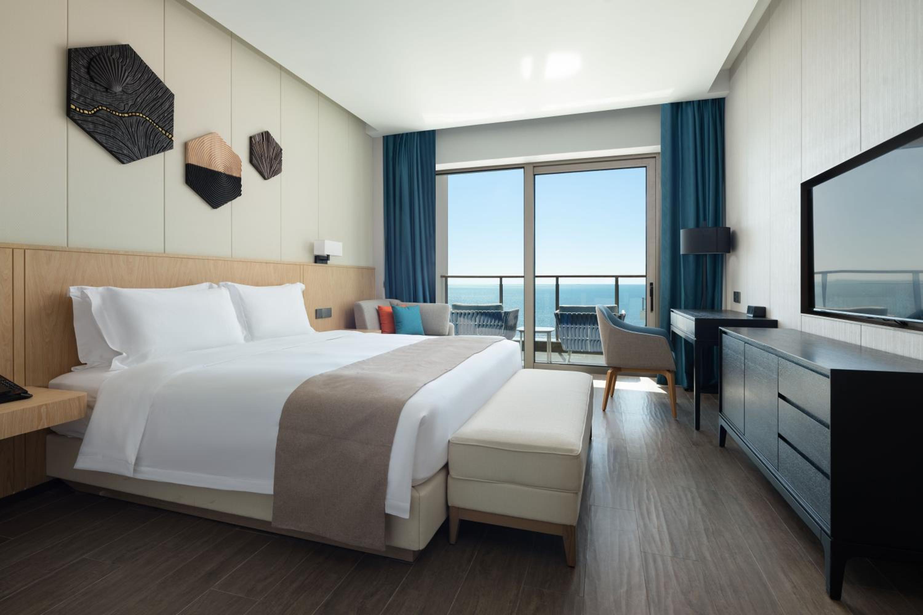 One-Bedroom Suite