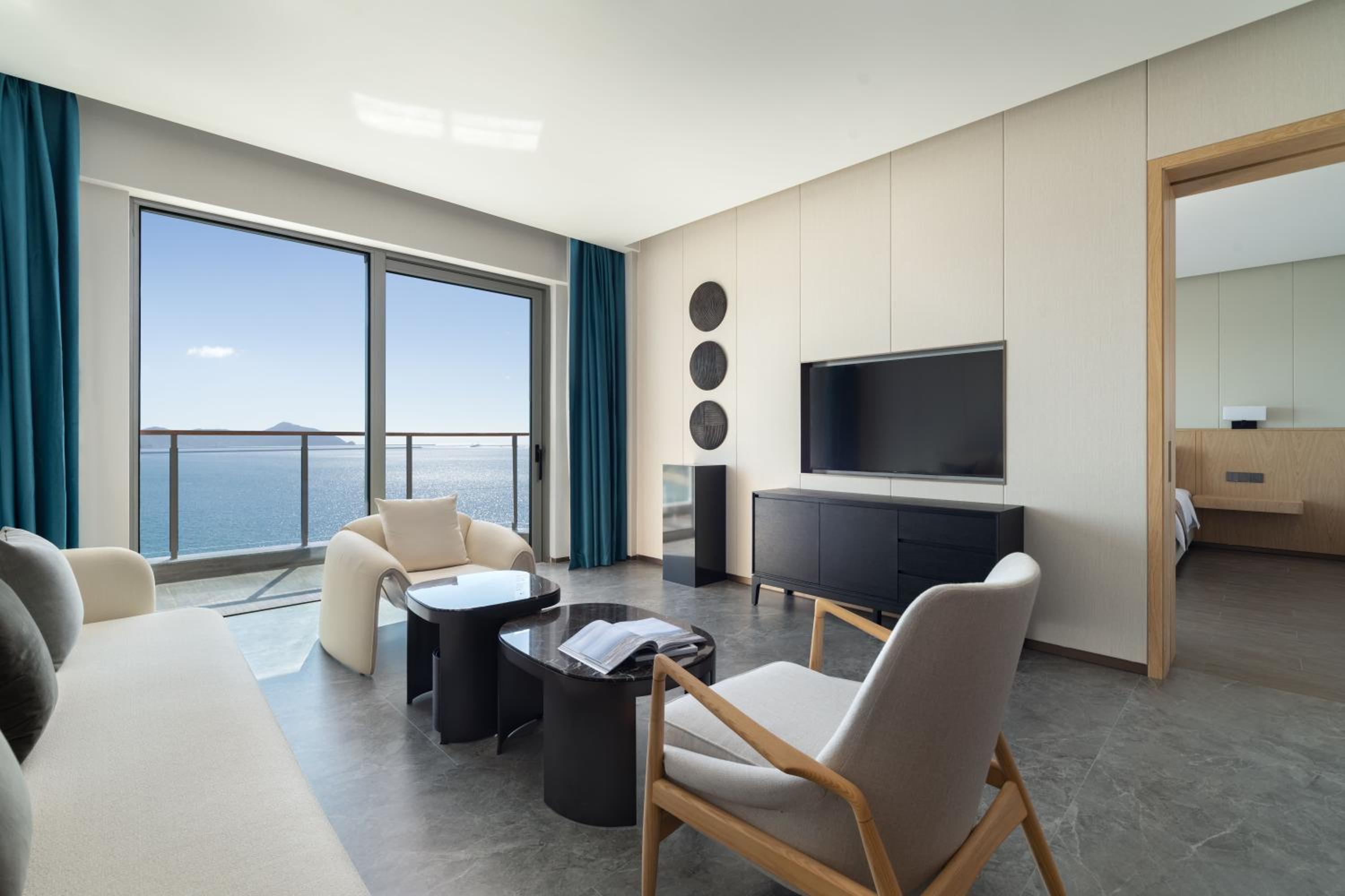 One-Bedroom Suite