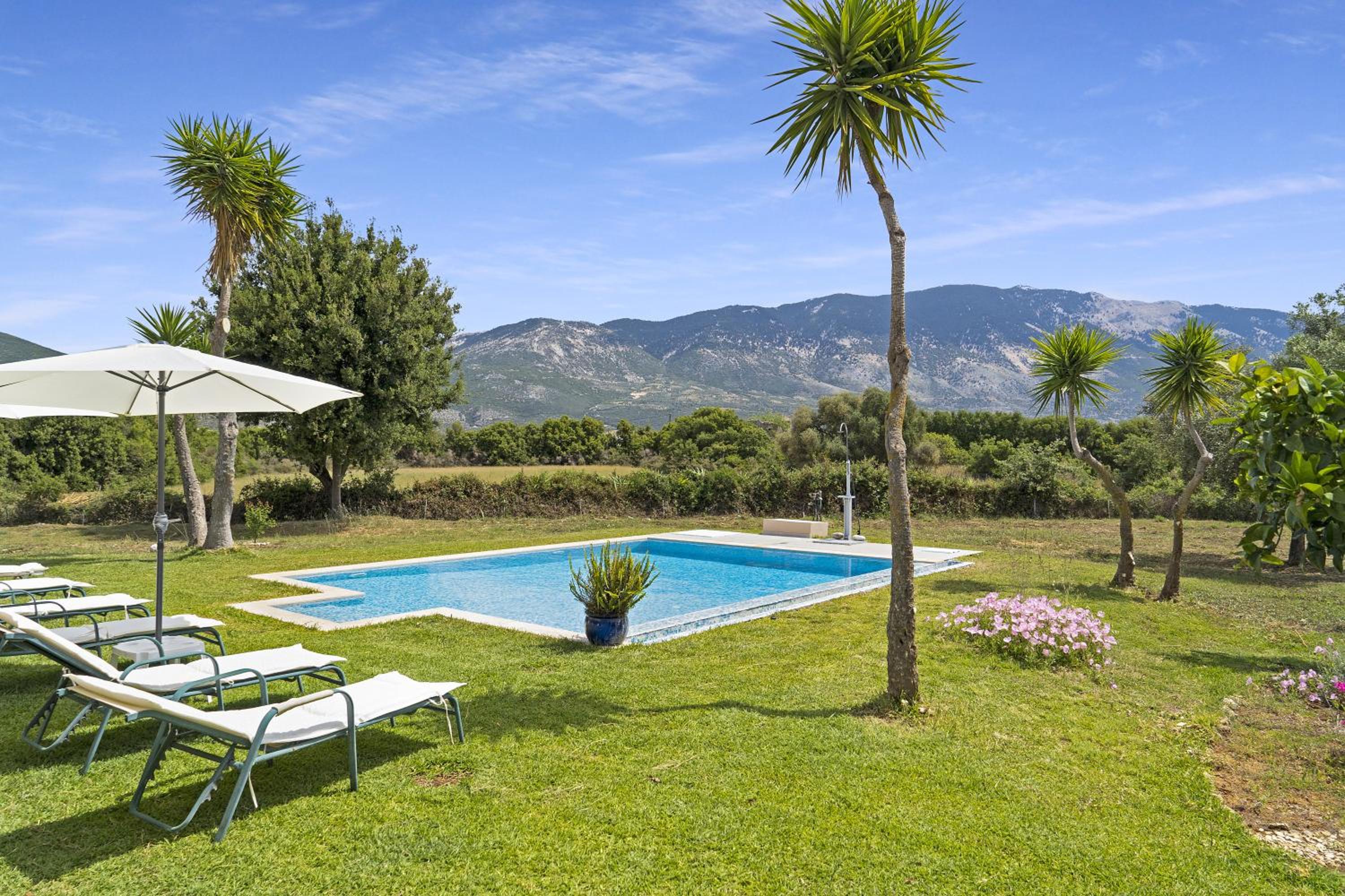 Villa With Garden View photo 3