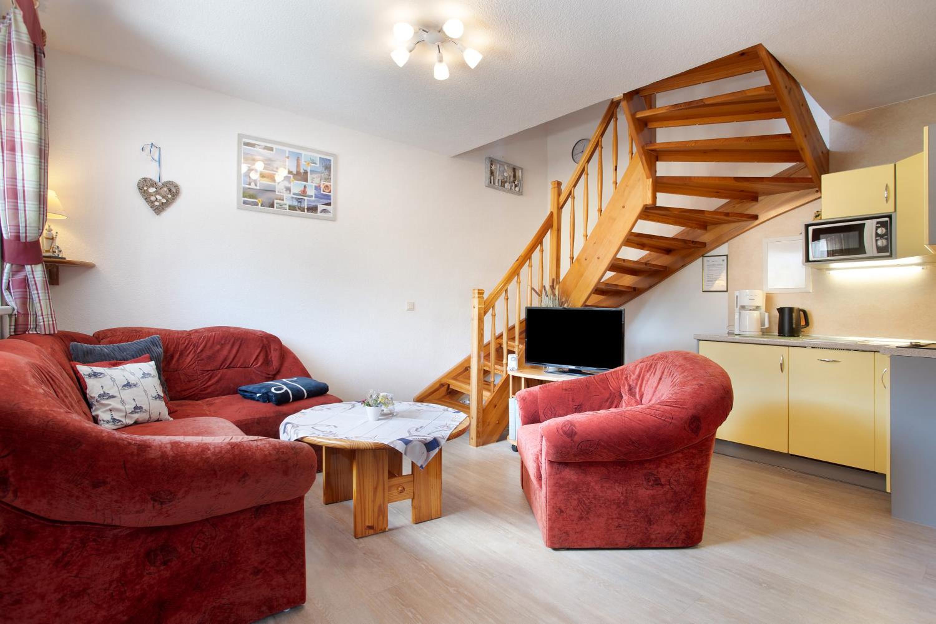 Two-Bedroom Deluxe Apartment with Garden View