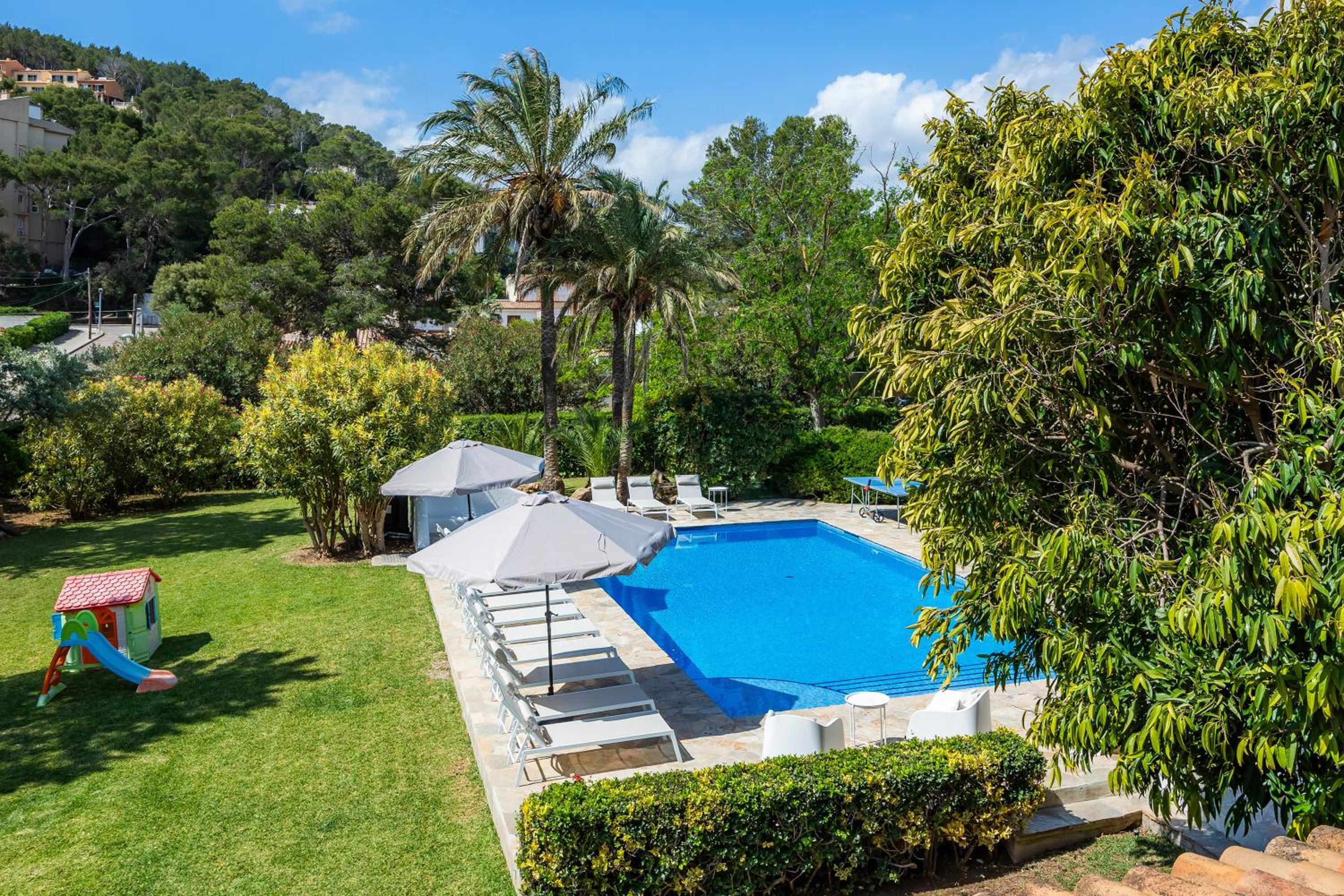 Villa with Garden View photo 3