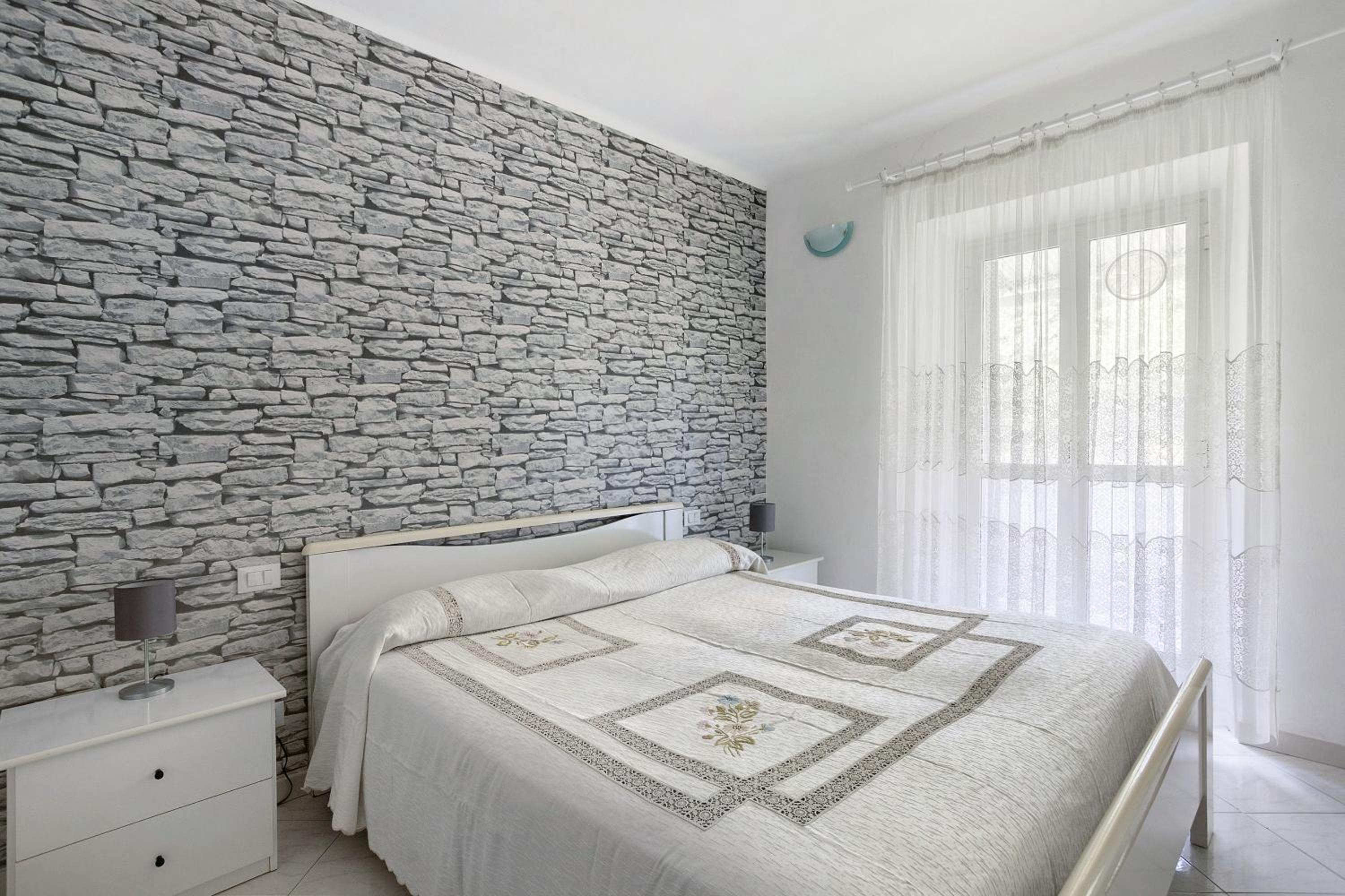 Superior One-Bedroom Apartment with Balcony