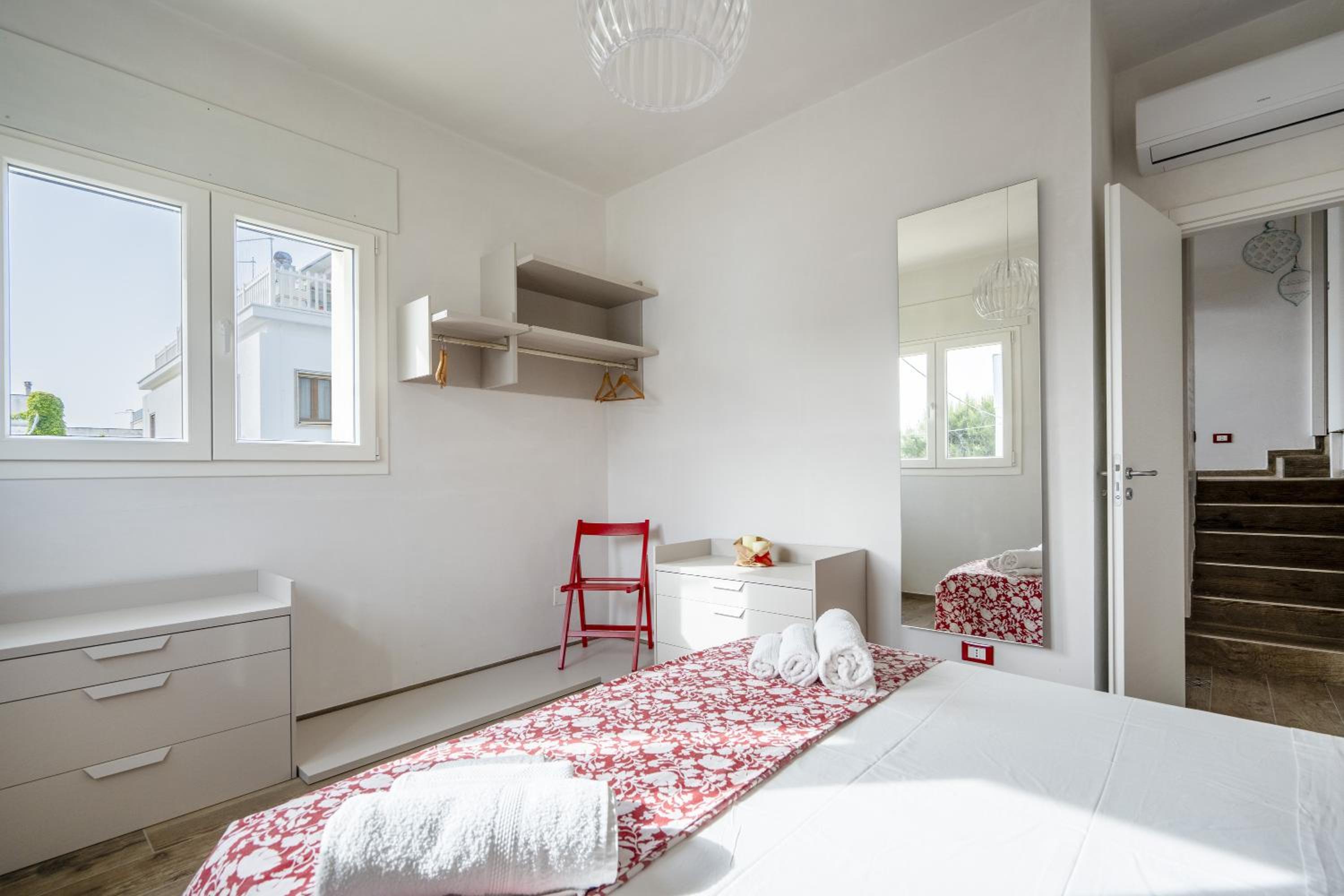 Two-Bedroom Deluxe Apartment with Ocean View photo 2