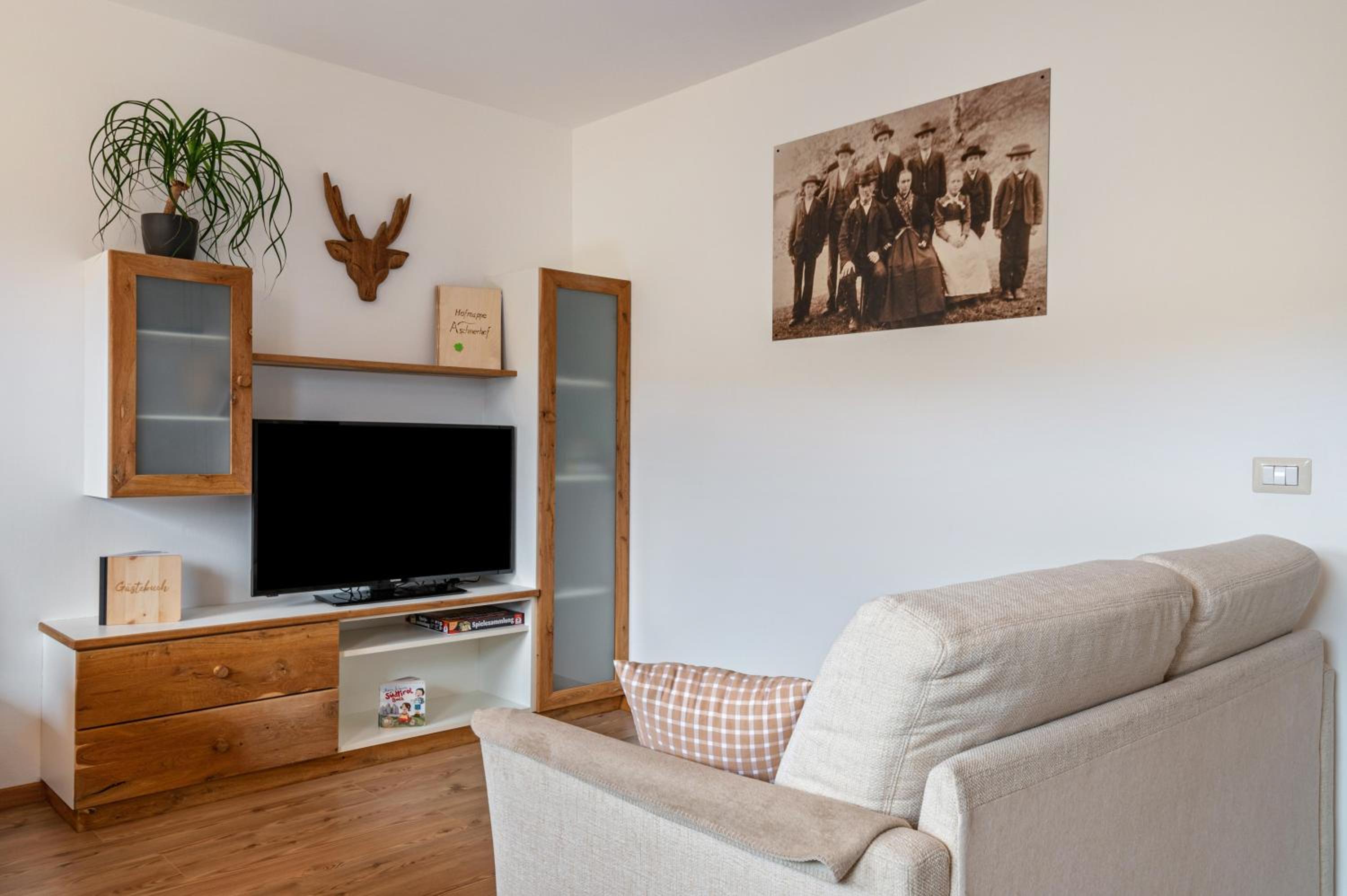 One-Bedroom Apartment with Garden View